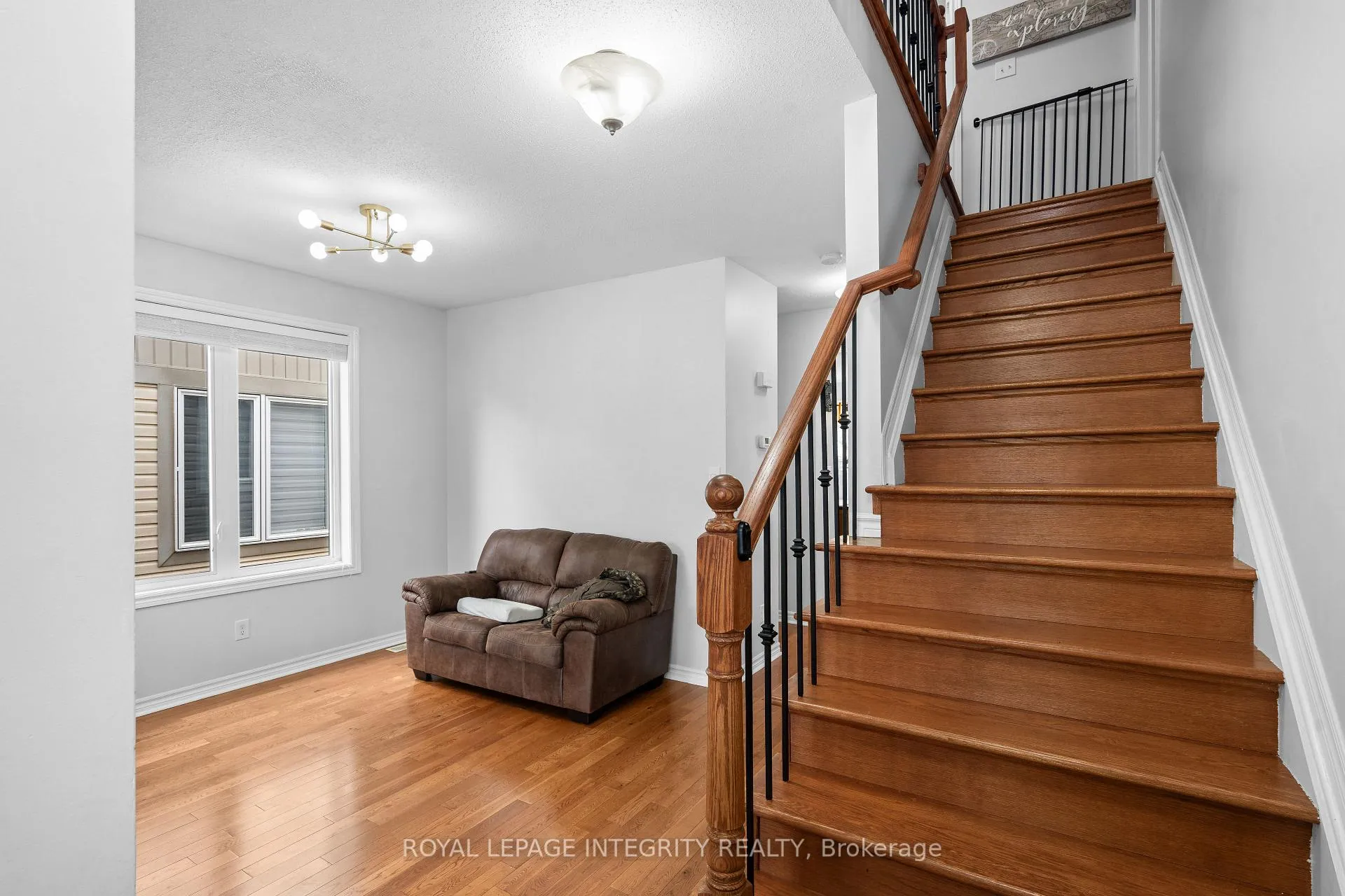 Photo 10 of 102 Sonesta Circle, Ottawa, Stittsville (North) — HOMEH