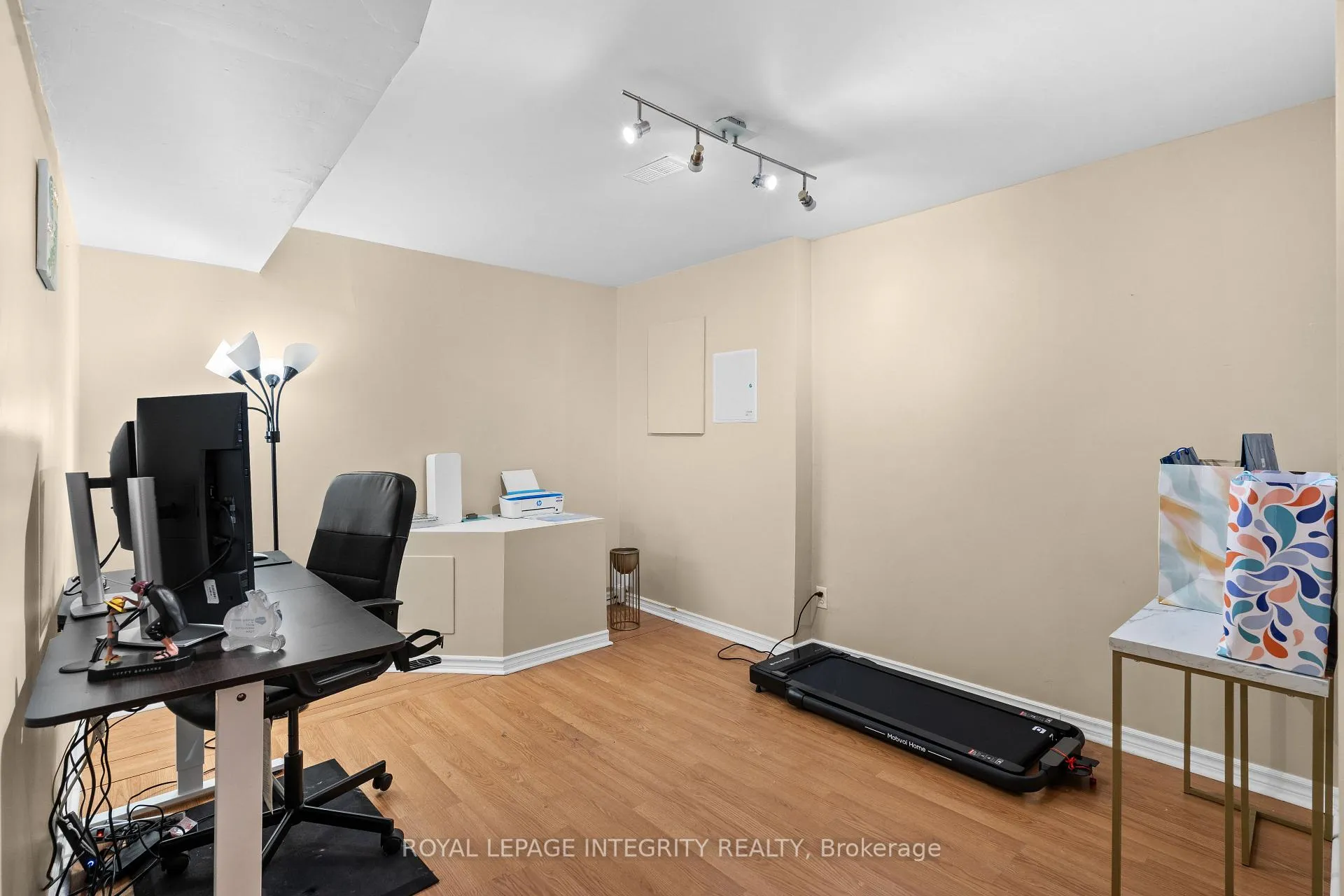 Photo 22 of 102 Sonesta Circle, Ottawa, Stittsville (North) — HOMEH