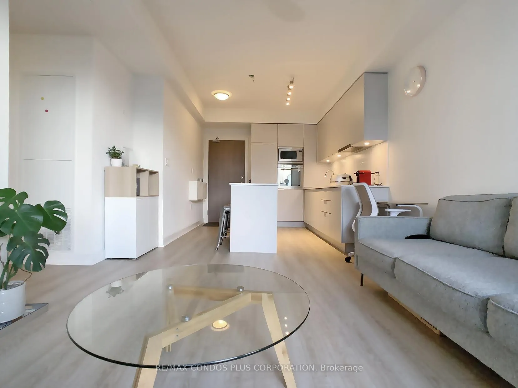 Photo 4 of Unit 1519, 576 Front Street W, Toronto, Waterfront Communities — HOMEH