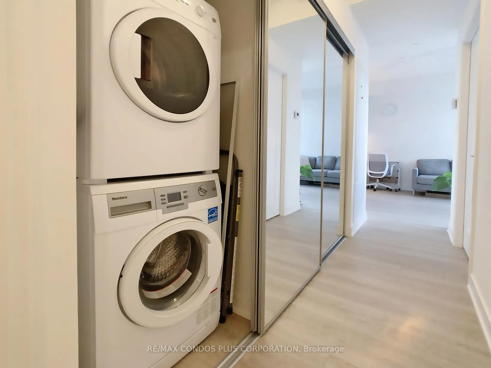 Photo 23 of Unit 1519, 576 Front Street W, Toronto, Waterfront Communities — HOMEH