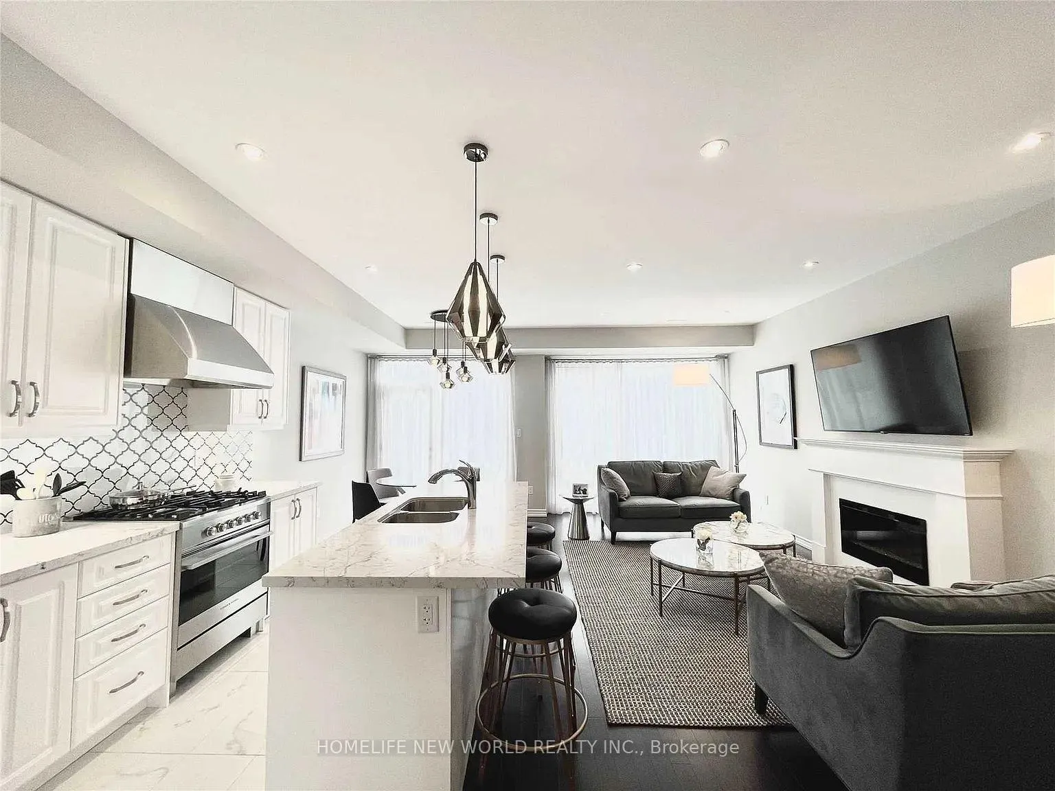 Photo 6 of 35 Hammersmith Lane, Markham, Victoria Square — HOMEH