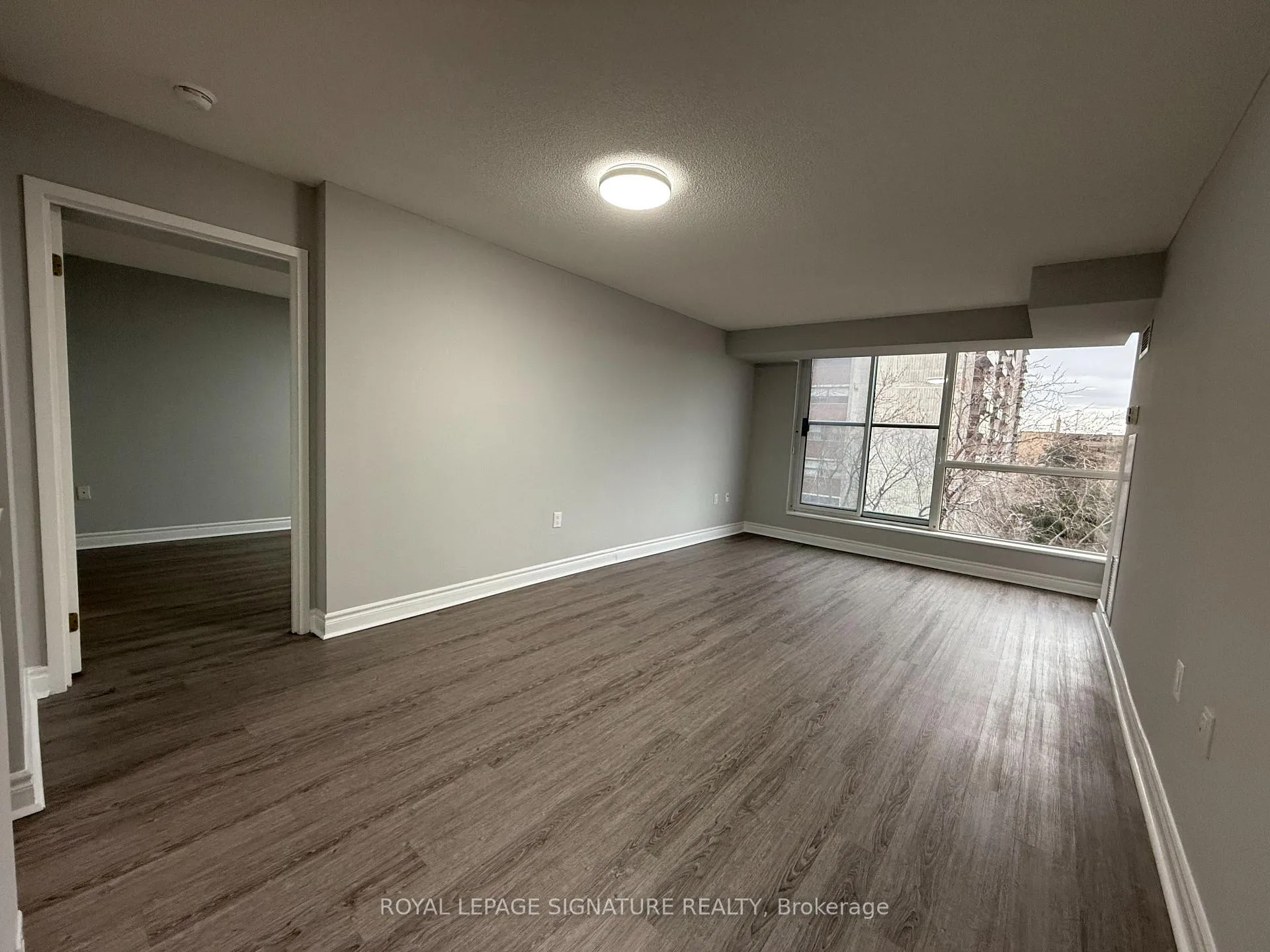 Photo 2 of Unit 508, 2 Neptune Drive, Toronto, Englemount-Lawrence — HOMEH