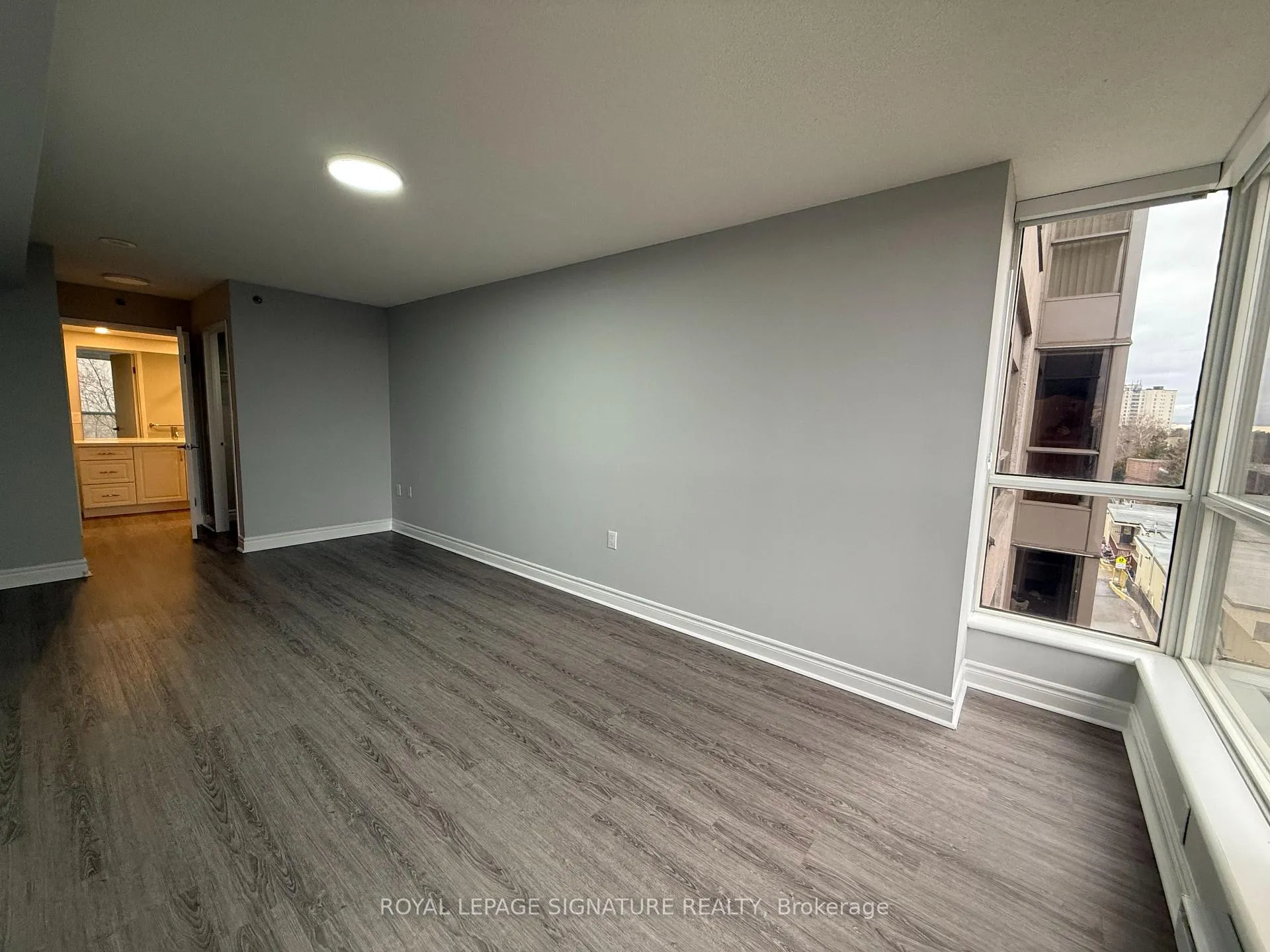 Photo 8 of Unit 508, 2 Neptune Drive, Toronto, Englemount-Lawrence — HOMEH