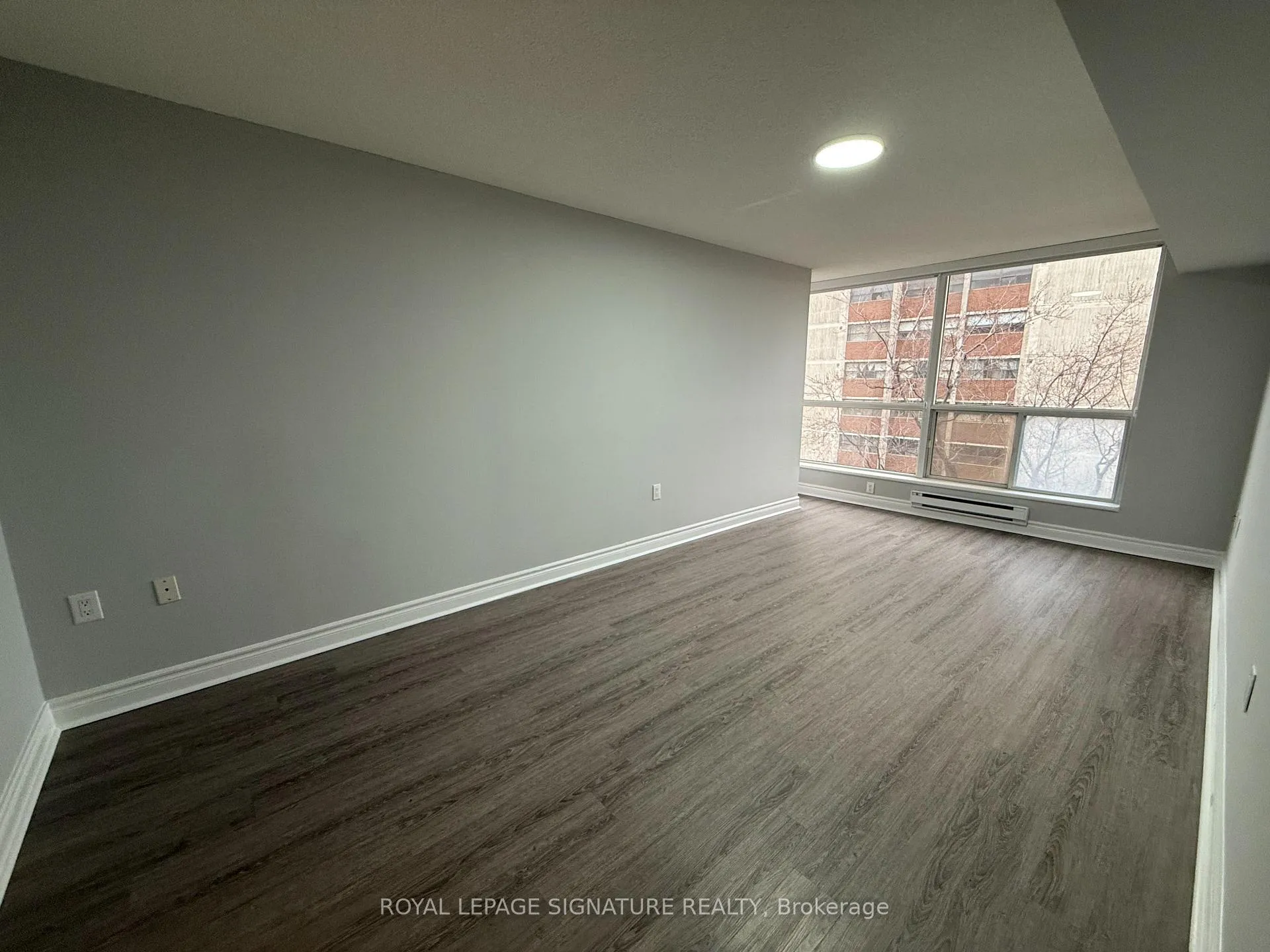 Photo 12 of Unit 508, 2 Neptune Drive, Toronto, Englemount-Lawrence — HOMEH