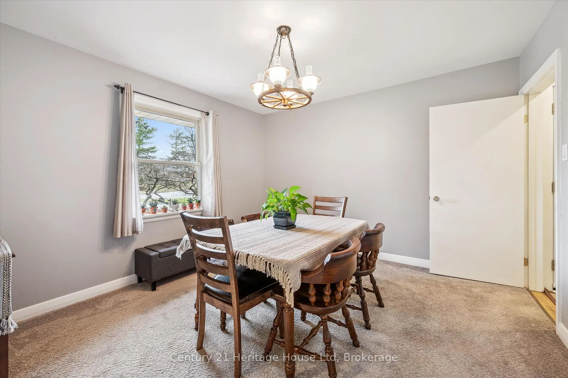 Photo 11 of 76 Kensington Street, Guelph, Riverside Park — HOMEH