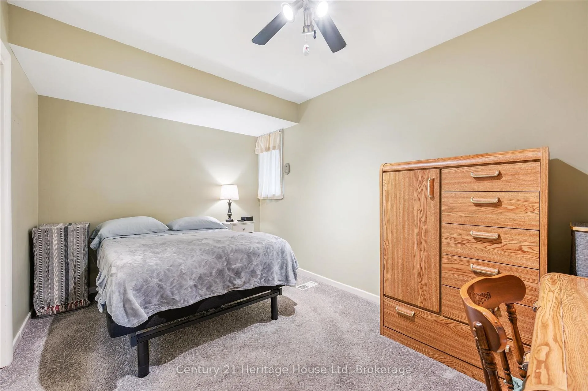 Photo 16 of 76 Kensington Street, Guelph, Riverside Park — HOMEH
