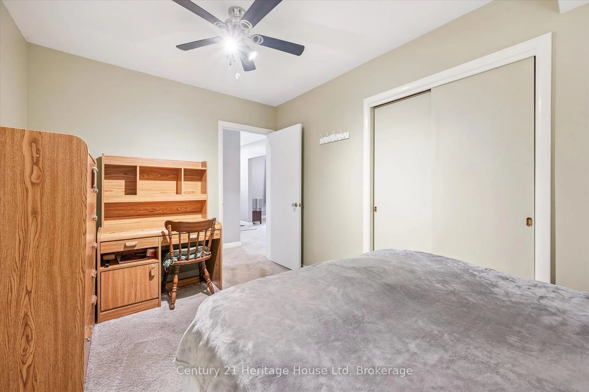 Photo 17 of 76 Kensington Street, Guelph, Riverside Park — HOMEH