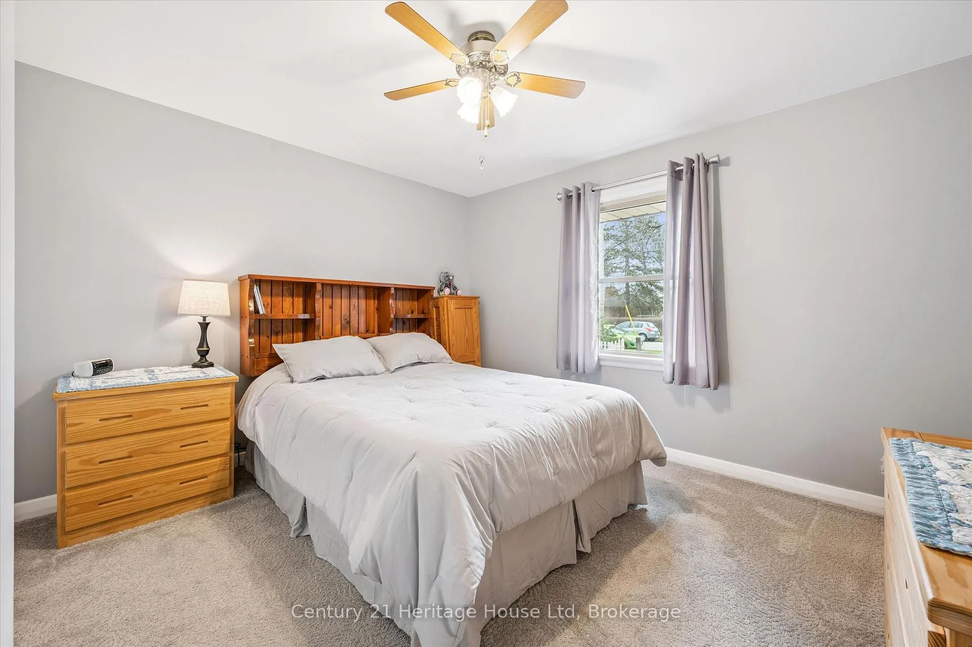 Photo 20 of 76 Kensington Street, Guelph, Riverside Park — HOMEH