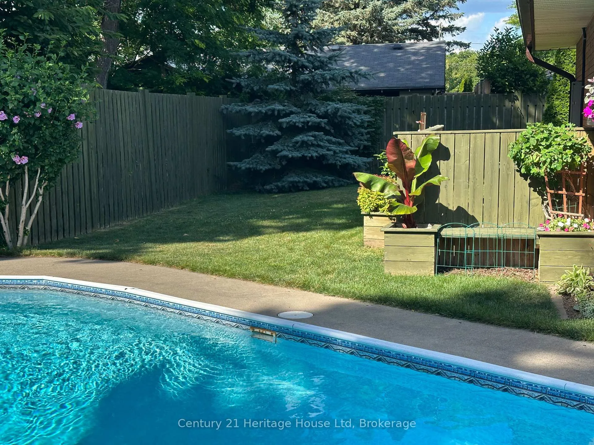 Photo 39 of 76 Kensington Street, Guelph, Riverside Park — HOMEH