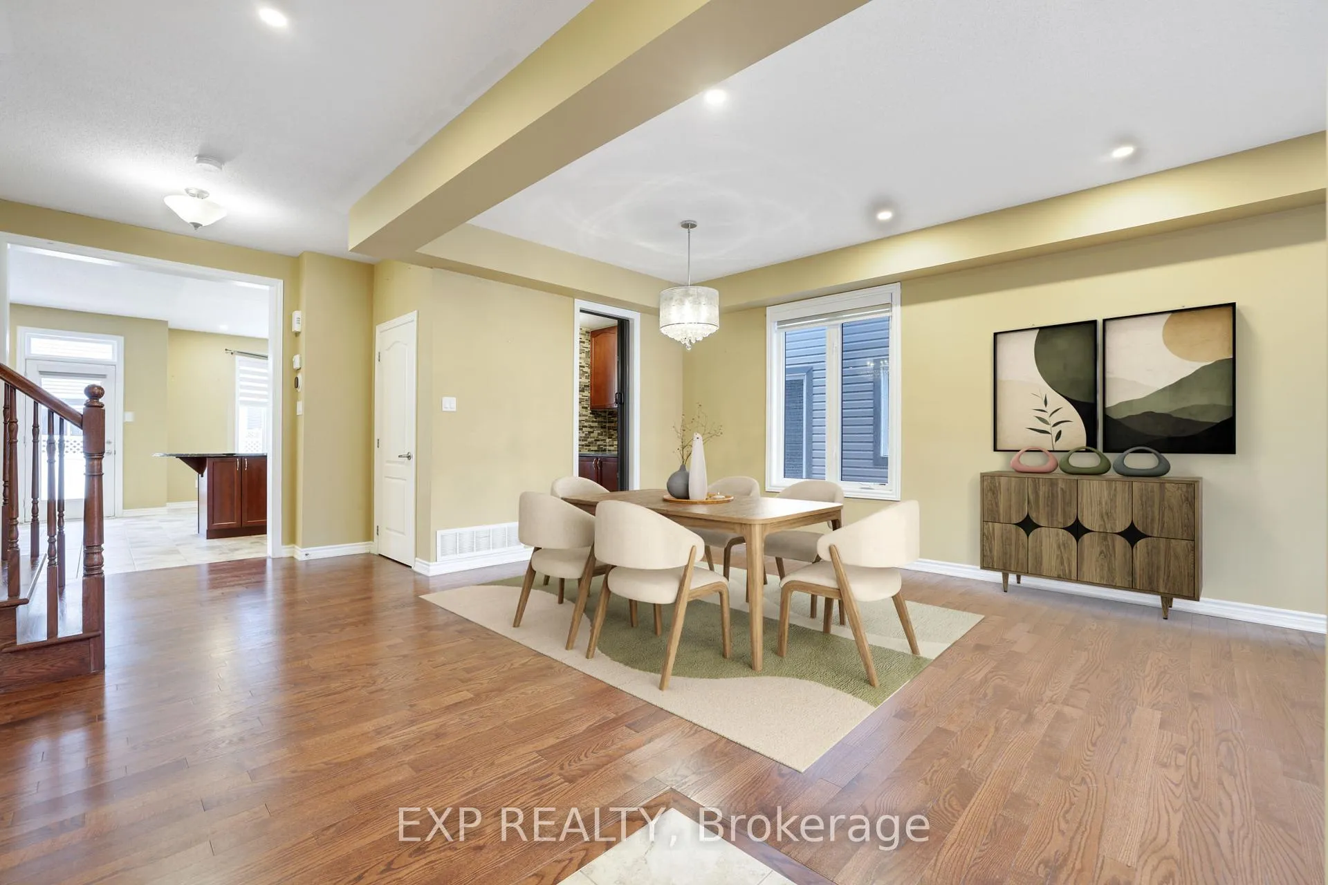 Photo 3 of 210 Rivertree Street, Ottawa, Kanata - Emerald Meadows/Trailwest — HOMEH