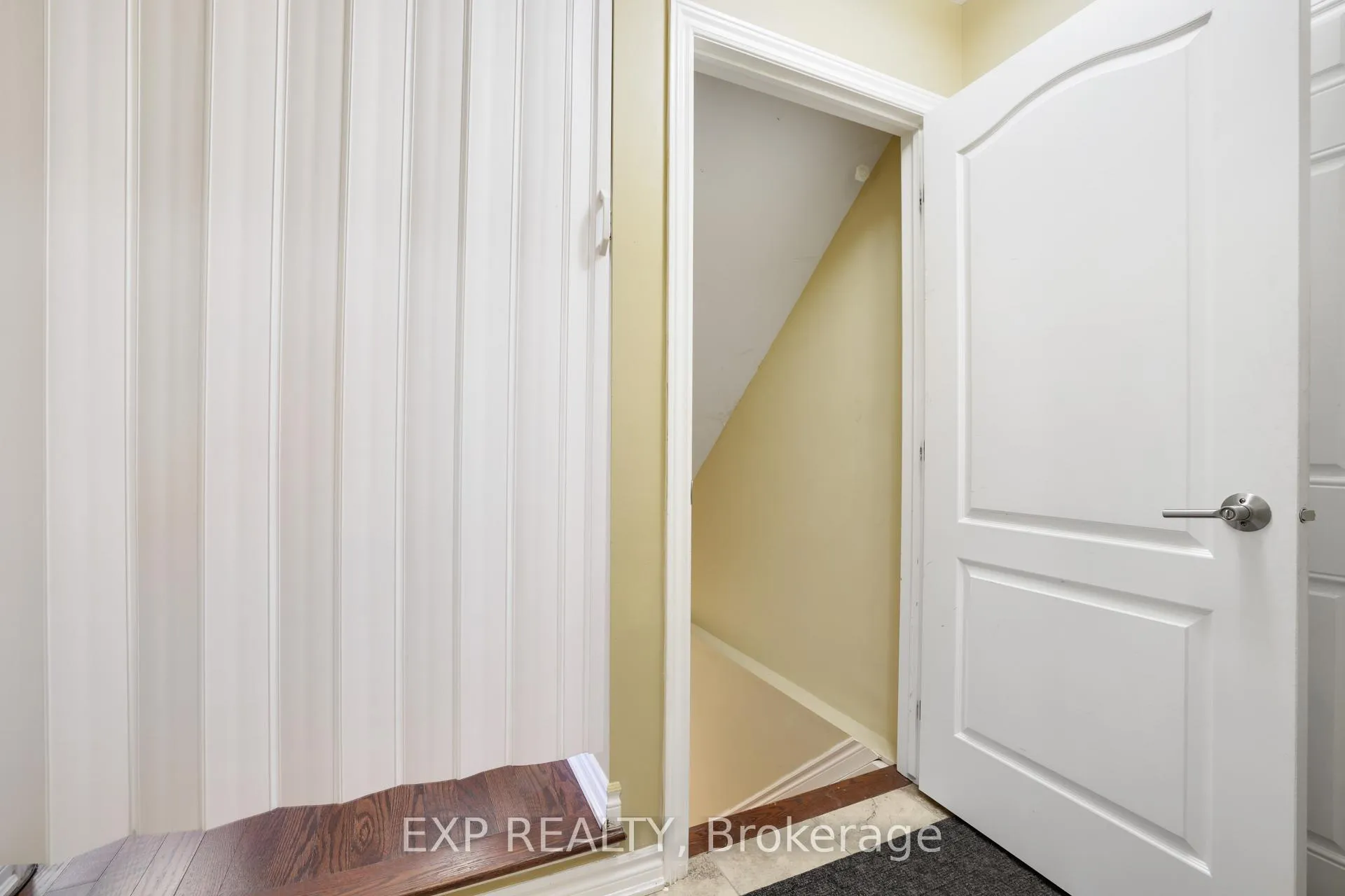 Photo 28 of 210 Rivertree Street, Ottawa, Kanata - Emerald Meadows/Trailwest — HOMEH
