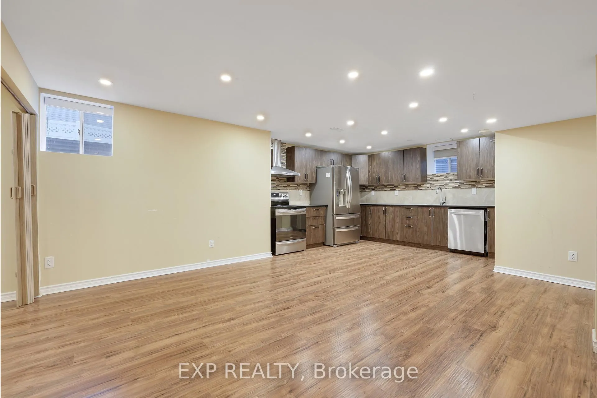 Photo 33 of 210 Rivertree Street, Ottawa, Kanata - Emerald Meadows/Trailwest — HOMEH