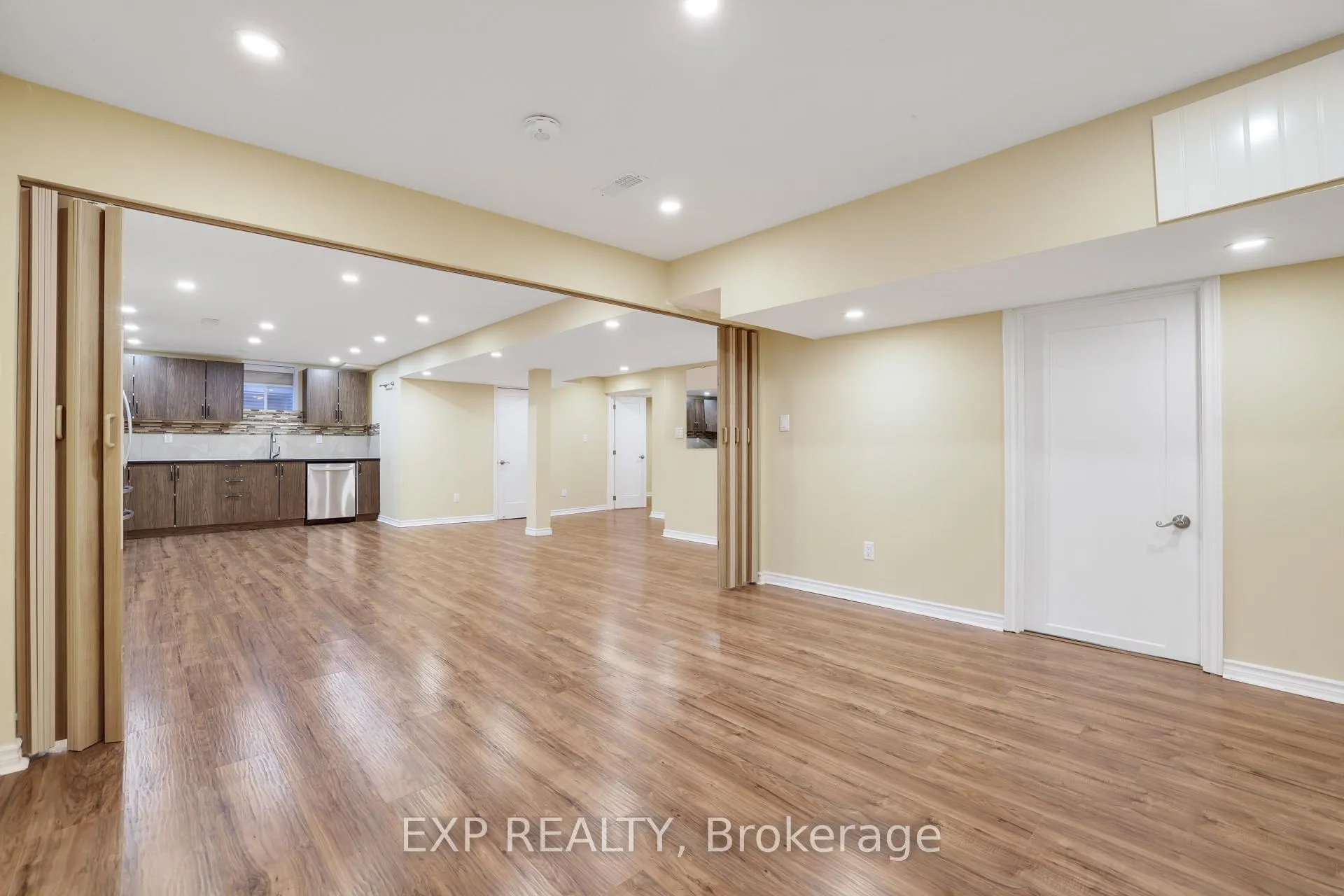 Photo 36 of 210 Rivertree Street, Ottawa, Kanata - Emerald Meadows/Trailwest — HOMEH