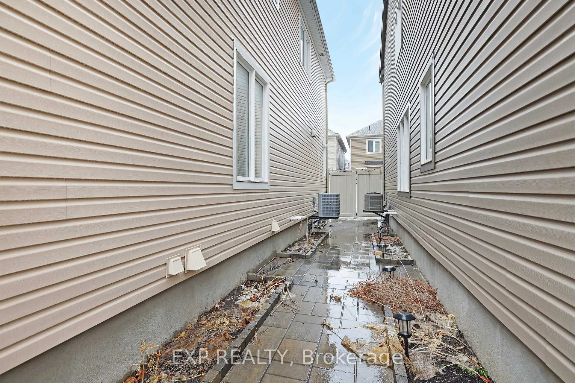 Photo 46 of 210 Rivertree Street, Ottawa, Kanata - Emerald Meadows/Trailwest — HOMEH