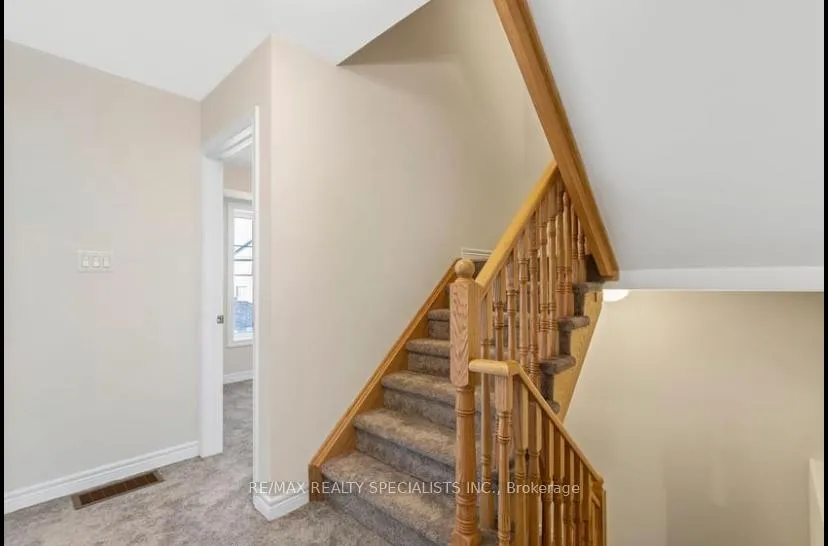 Photo 13 of 765 Linden Drive, Cambridge — HOMEH