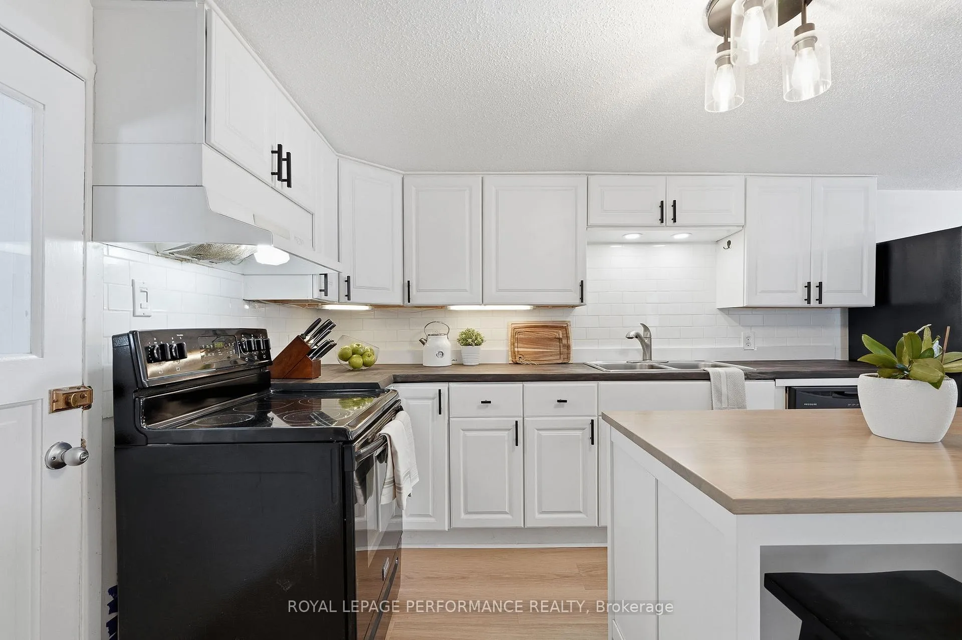 Photo 4 of 1292 St Jacques Road, Russell, Embrun — HOMEH