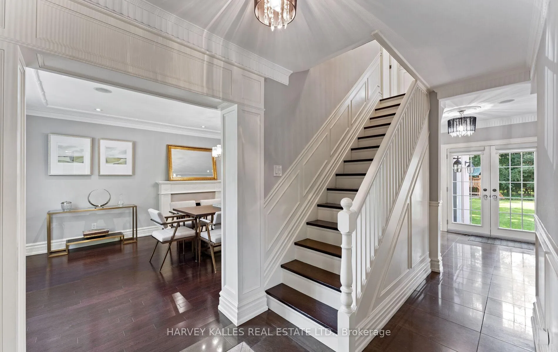 Photo 4 of 112 Mason Boulevard, Toronto, Bedford Park-Nortown — HOMEH