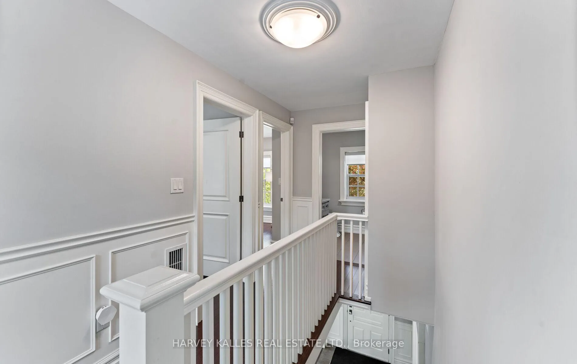 Photo 18 of 112 Mason Boulevard, Toronto, Bedford Park-Nortown — HOMEH