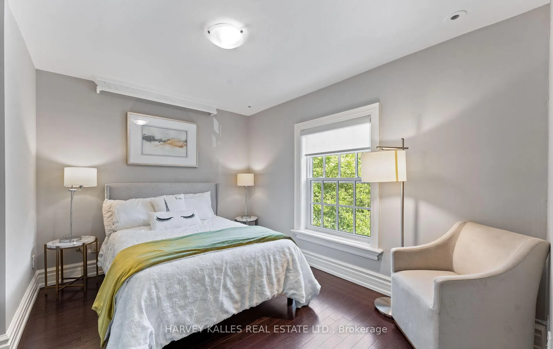 Photo 25 of 112 Mason Boulevard, Toronto, Bedford Park-Nortown — HOMEH