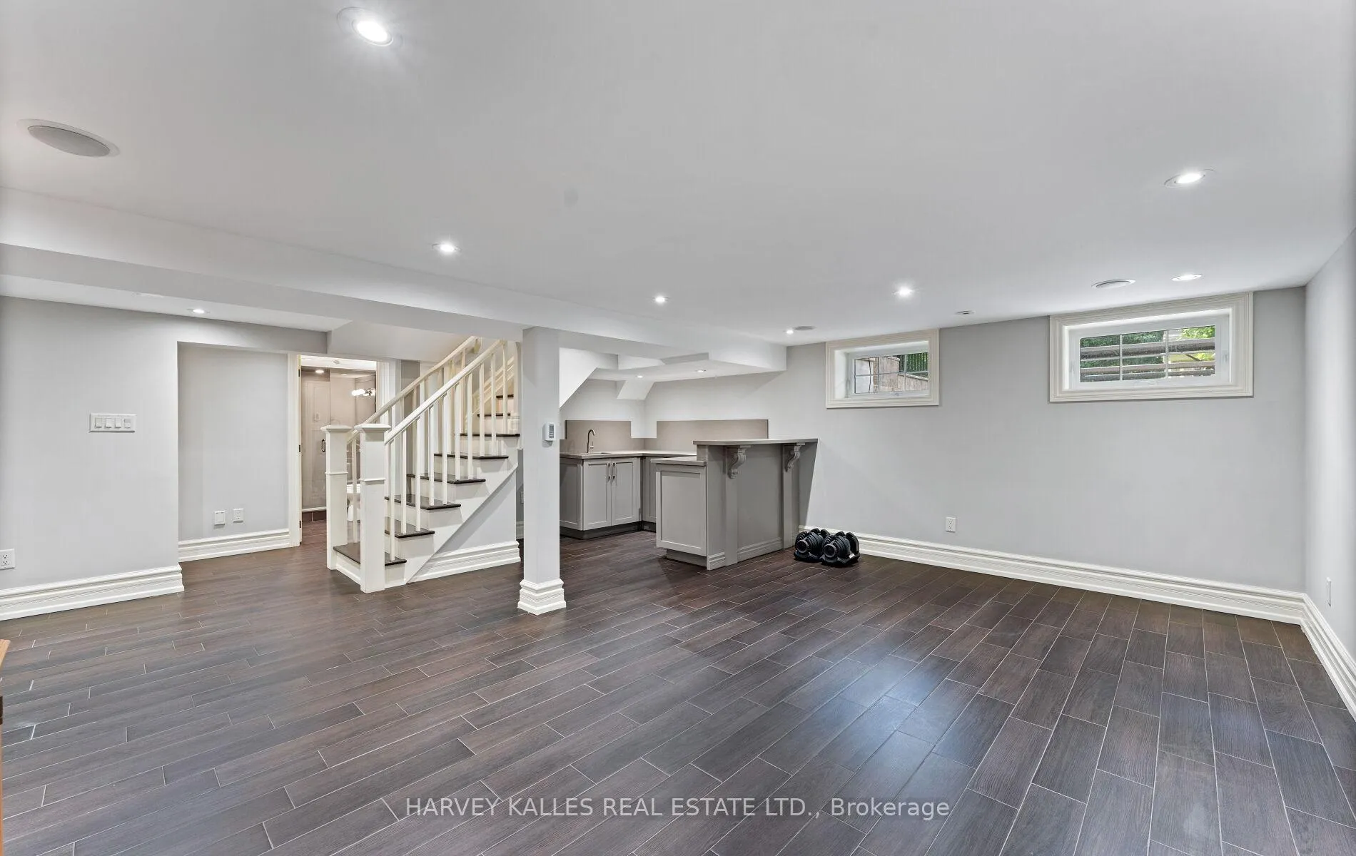 Photo 29 of 112 Mason Boulevard, Toronto, Bedford Park-Nortown — HOMEH