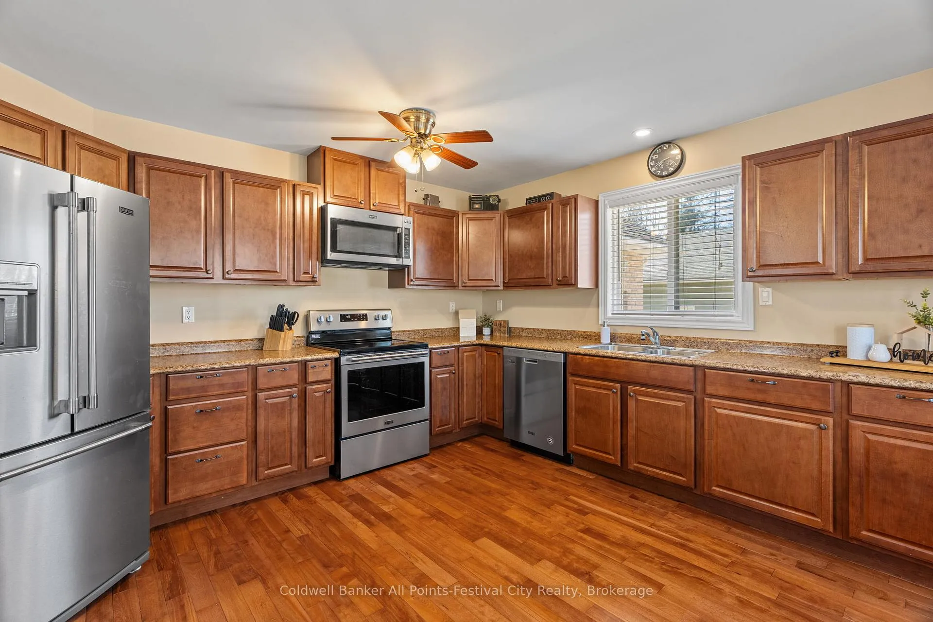 Photo 18 of 207 Birch Crescent, Huron-Kinloss — HOMEH