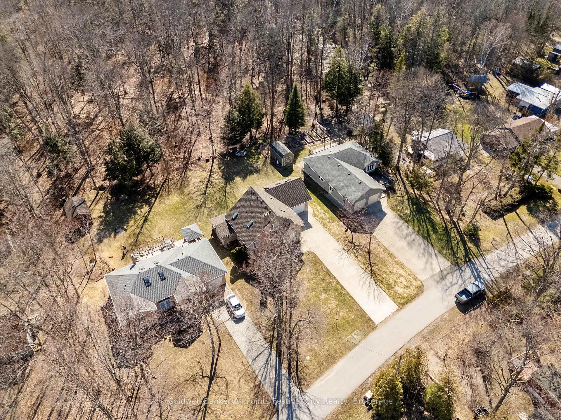 Photo 54 of 207 Birch Crescent, Huron-Kinloss — HOMEH