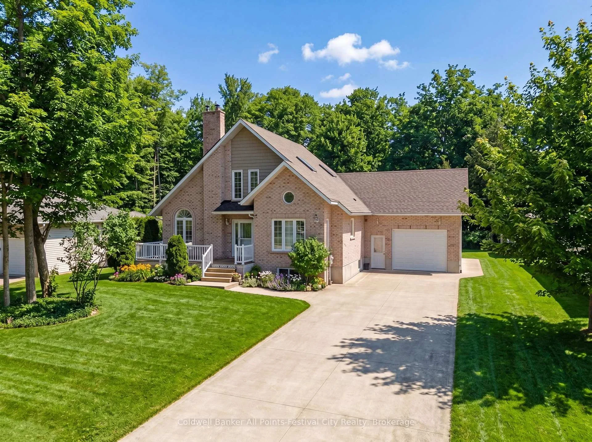 Photo 51 of 207 Birch Crescent, Huron-Kinloss — HOMEH