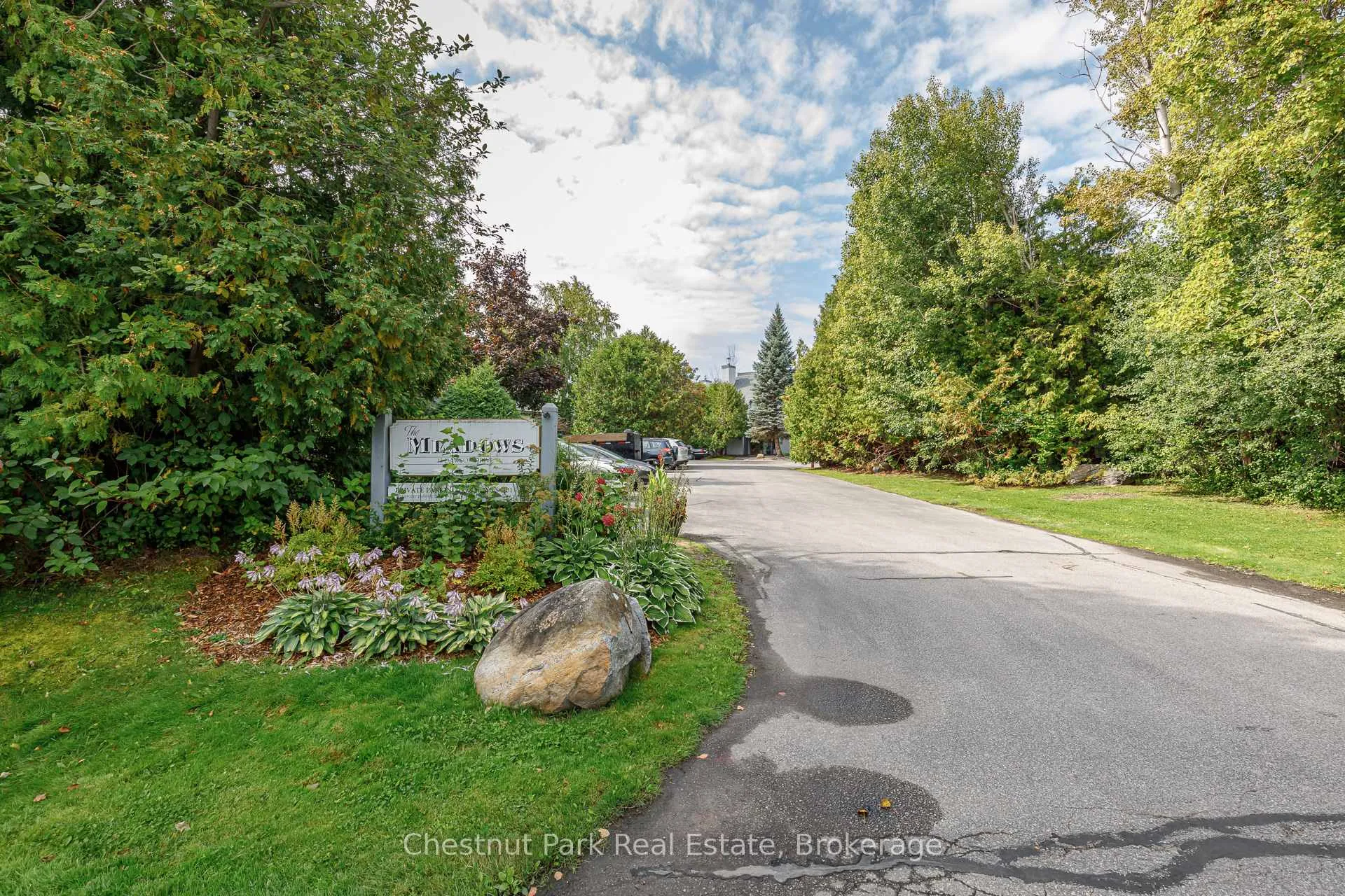Photo 7 of Unit 407, 12 Dawson Drive, Collingwood — HOMEH