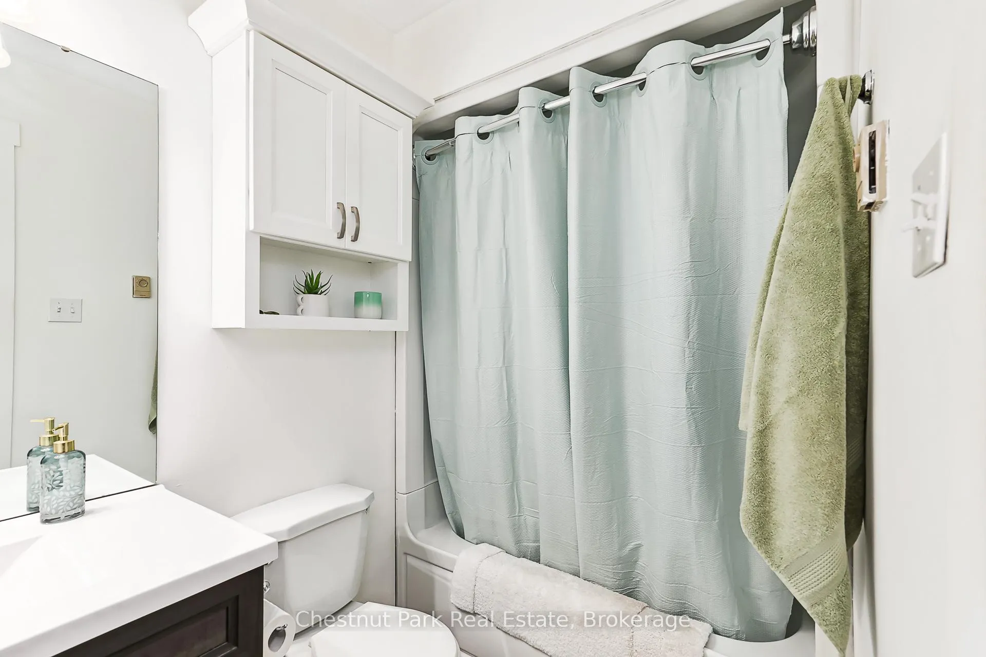 Photo 37 of Unit 407, 12 Dawson Drive, Collingwood — HOMEH
