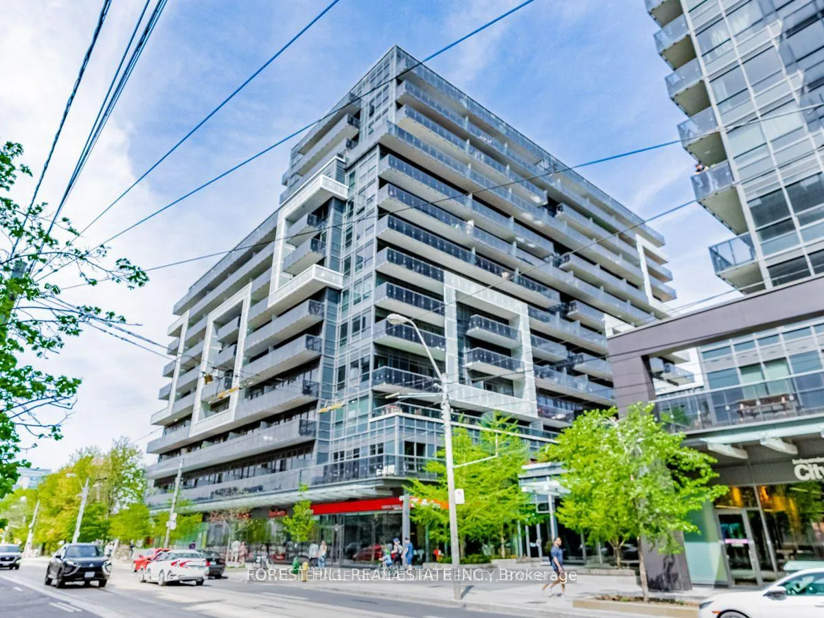 Front of Unit 801, 1030 King Street W