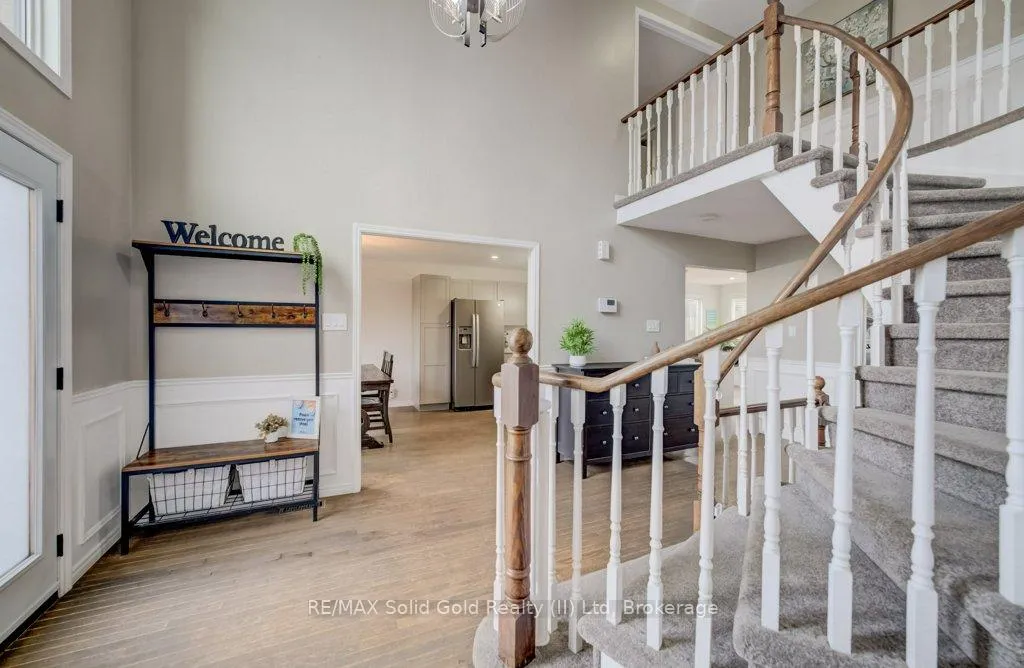 Photo 6 of 107 Old Park Lane, Kitchener — HOMEH