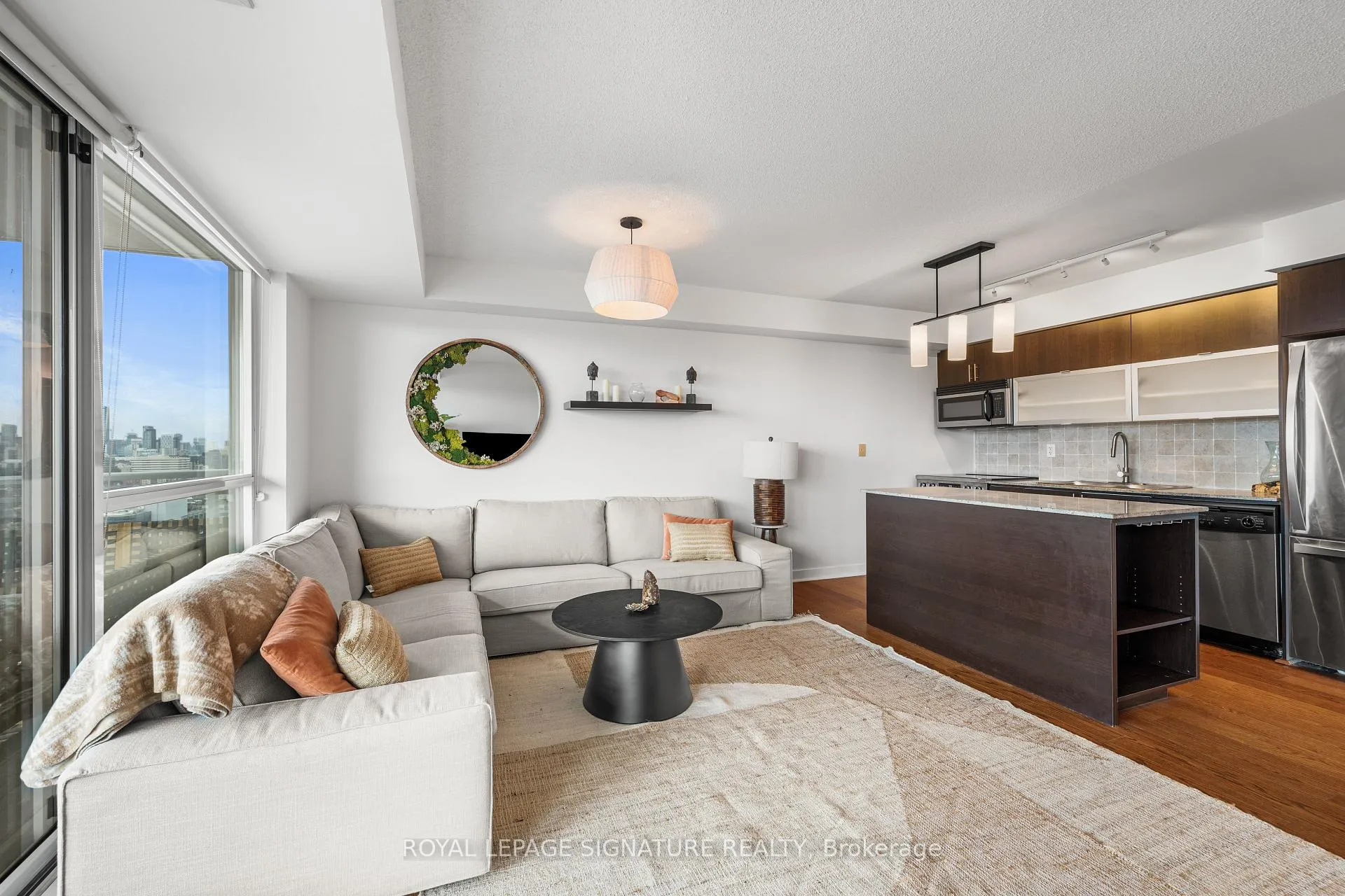 Photo 10 of Unit 2105, 80 Western Battery Road, Toronto, Niagara — HOMEH