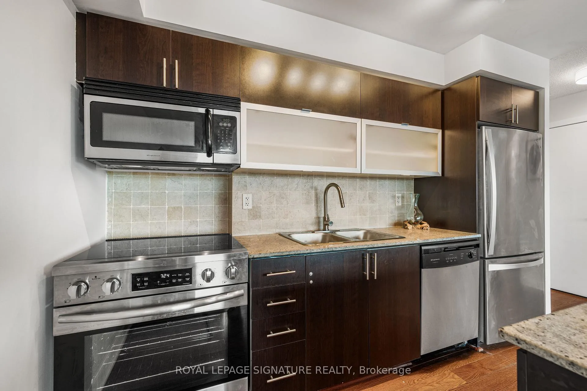 Photo 14 of Unit 2105, 80 Western Battery Road, Toronto, Niagara — HOMEH