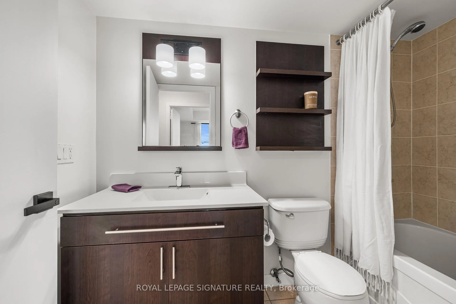 Photo 20 of Unit 2105, 80 Western Battery Road, Toronto, Niagara — HOMEH