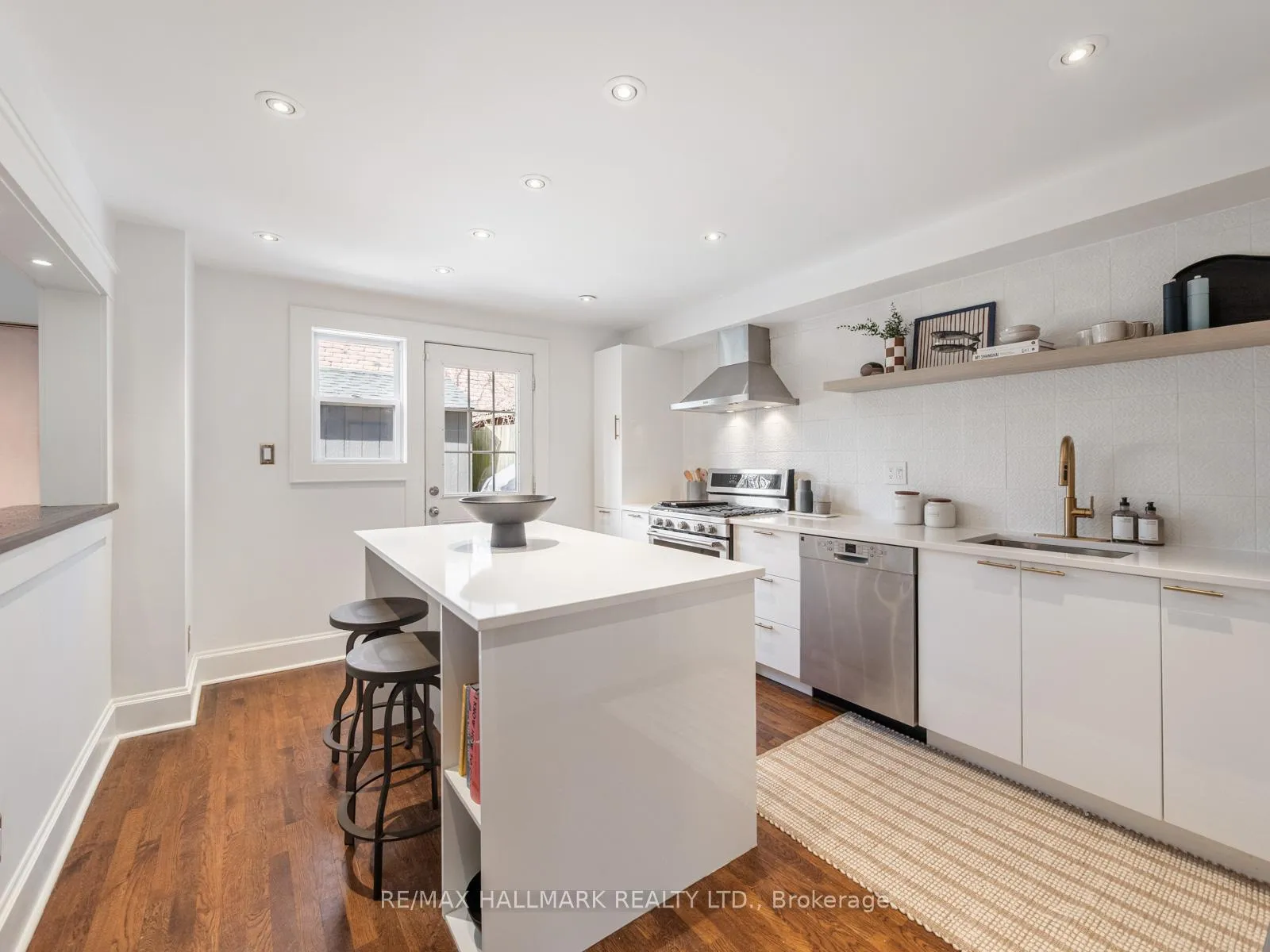 Photo 14 of 24 Boulton Avenue, Toronto, South Riverdale — HOMEH