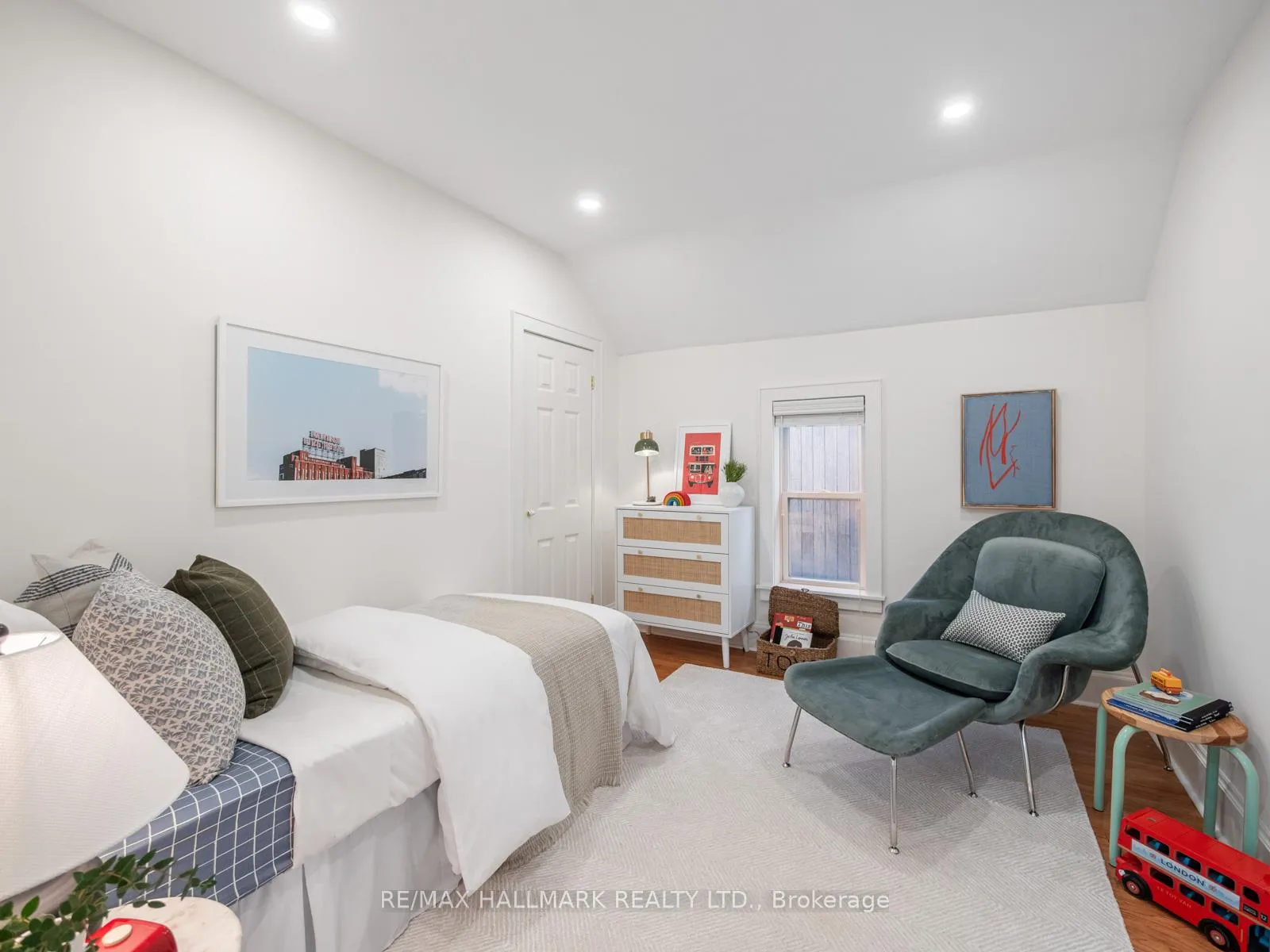 Photo 31 of 24 Boulton Avenue, Toronto, South Riverdale — HOMEH