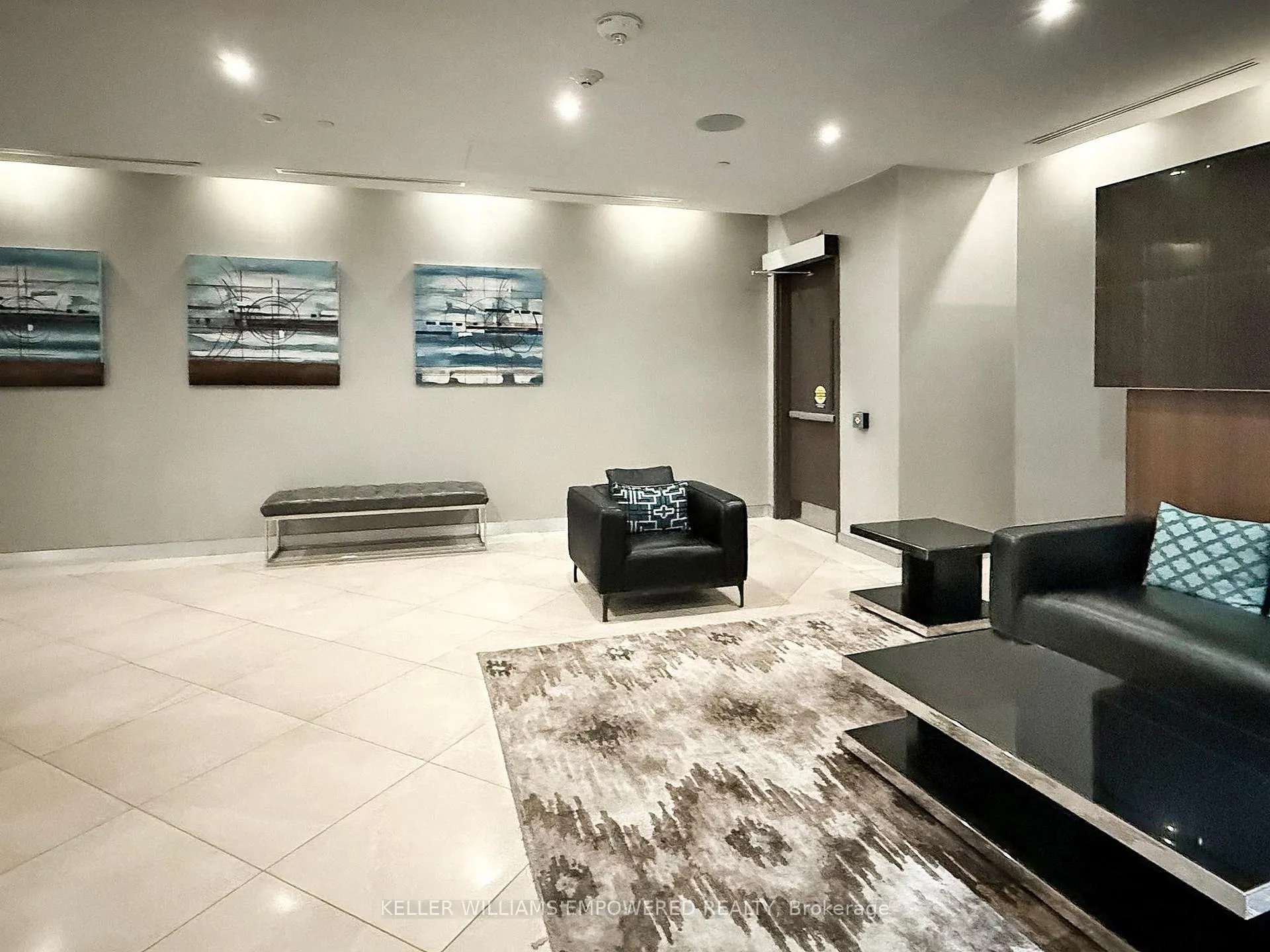 Photo 5 of Unit 120, 8323 Kennedy Road, Markham, Village Green-South Unionville — HOMEH