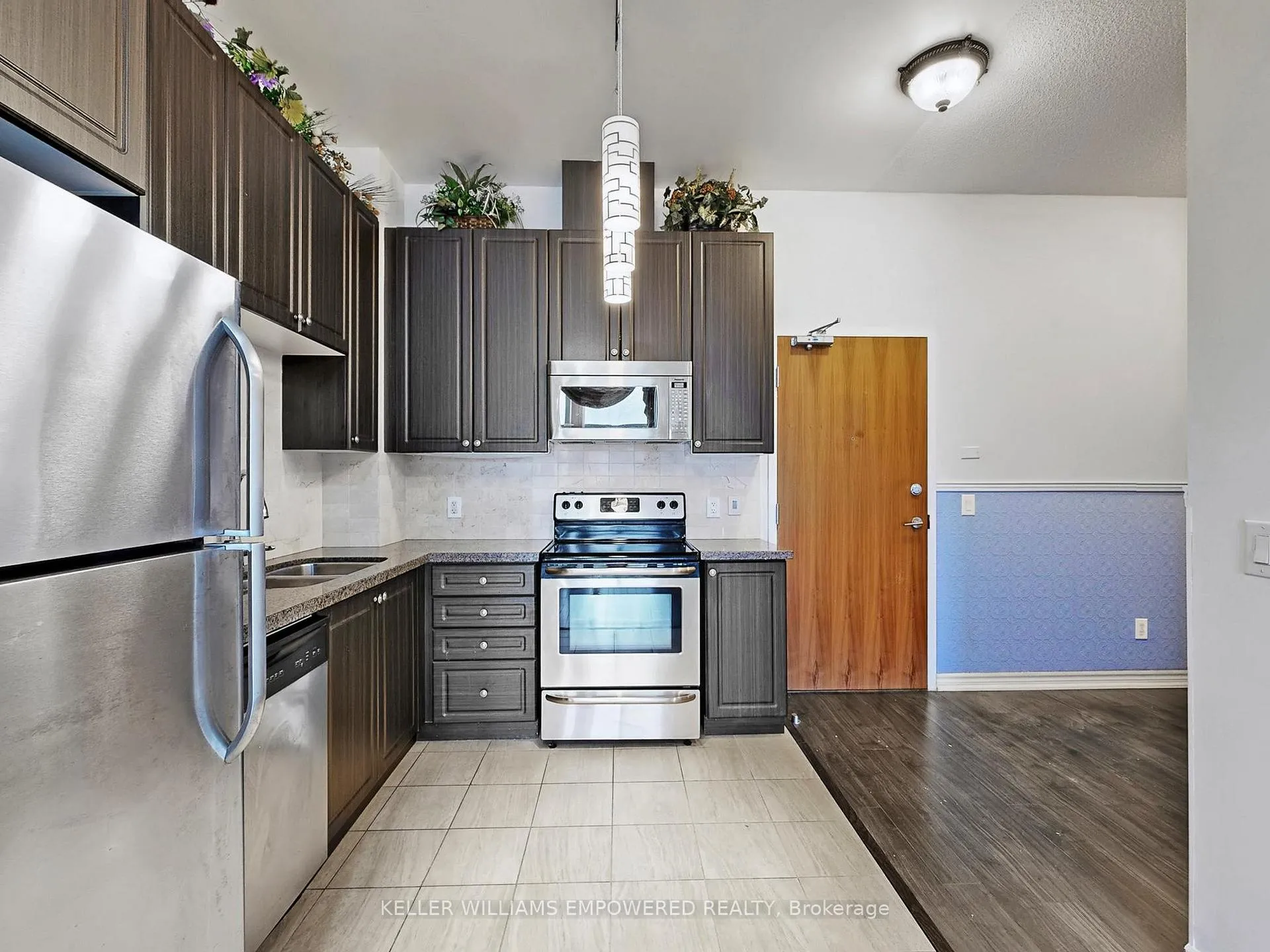 Photo 11 of Unit 120, 8323 Kennedy Road, Markham, Village Green-South Unionville — HOMEH
