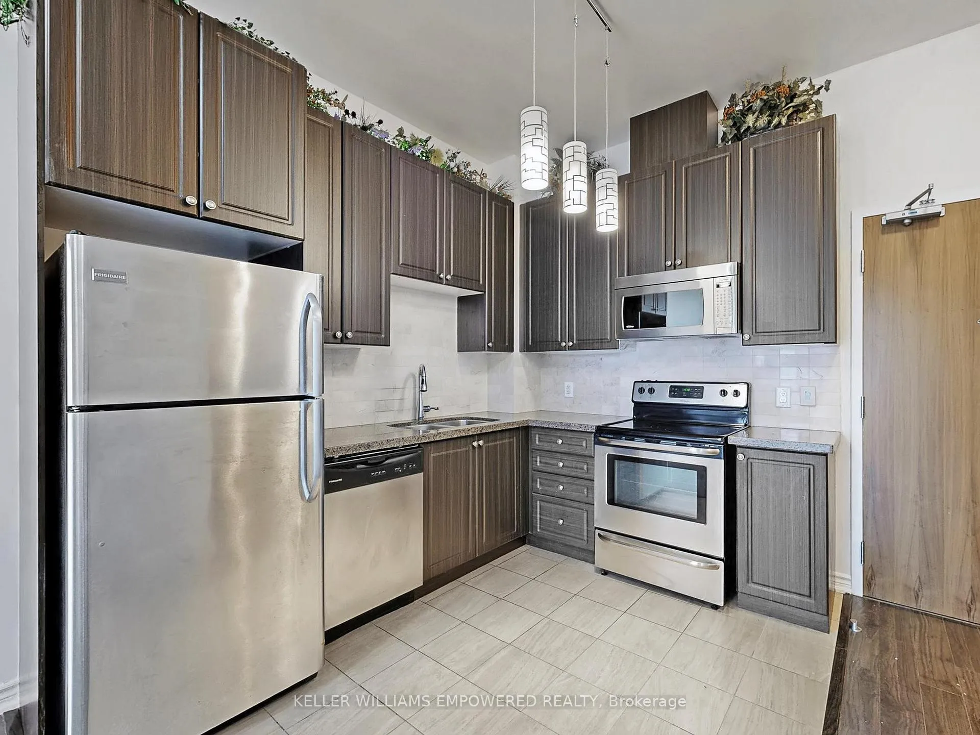 Photo 12 of Unit 120, 8323 Kennedy Road, Markham, Village Green-South Unionville — HOMEH