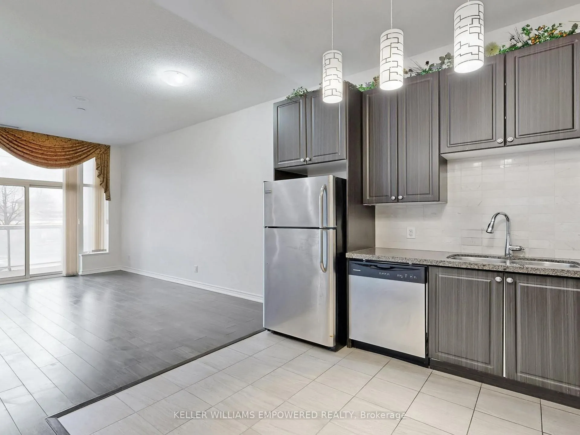 Photo 14 of Unit 120, 8323 Kennedy Road, Markham, Village Green-South Unionville — HOMEH