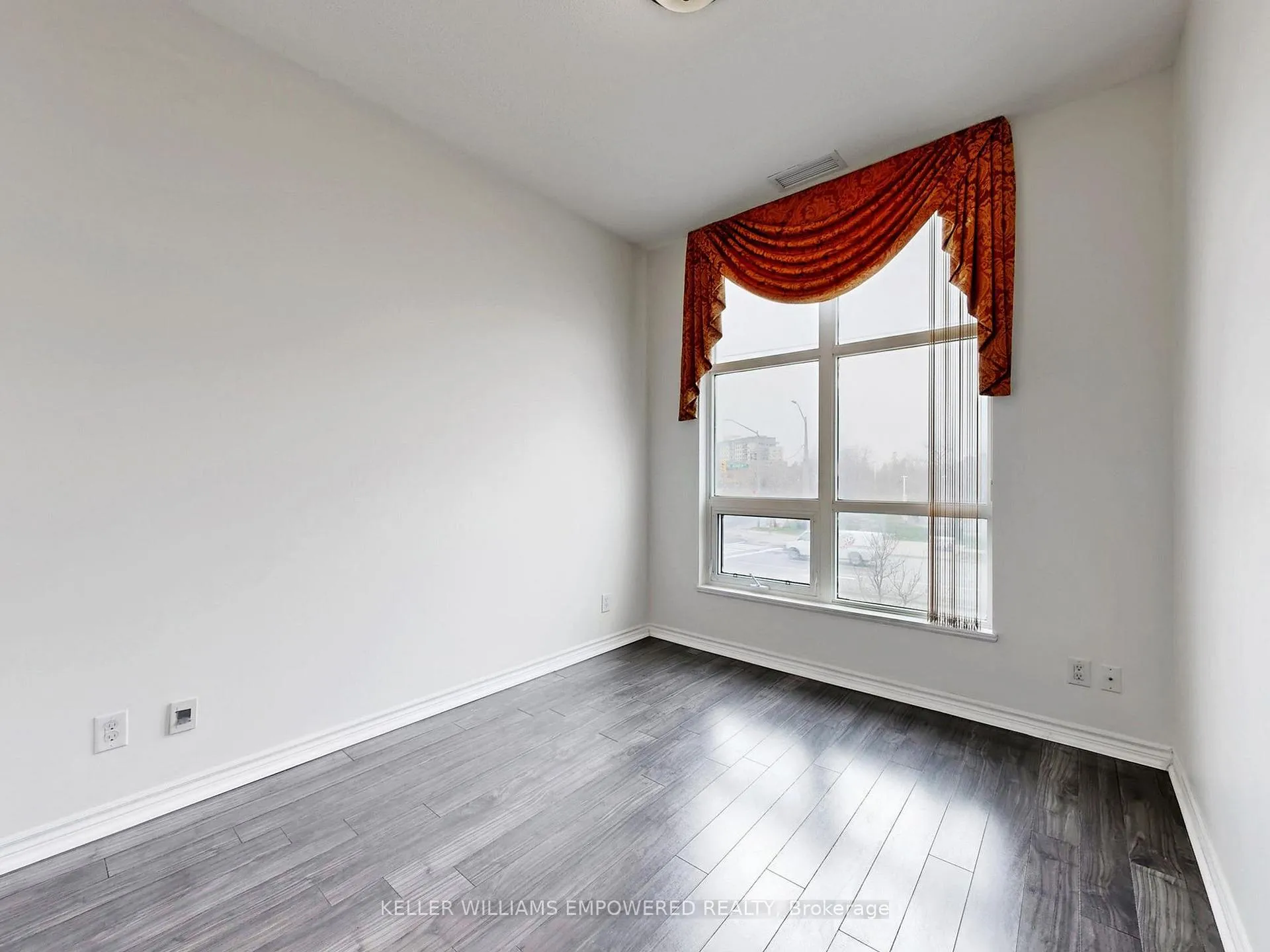 Photo 17 of Unit 120, 8323 Kennedy Road, Markham, Village Green-South Unionville — HOMEH