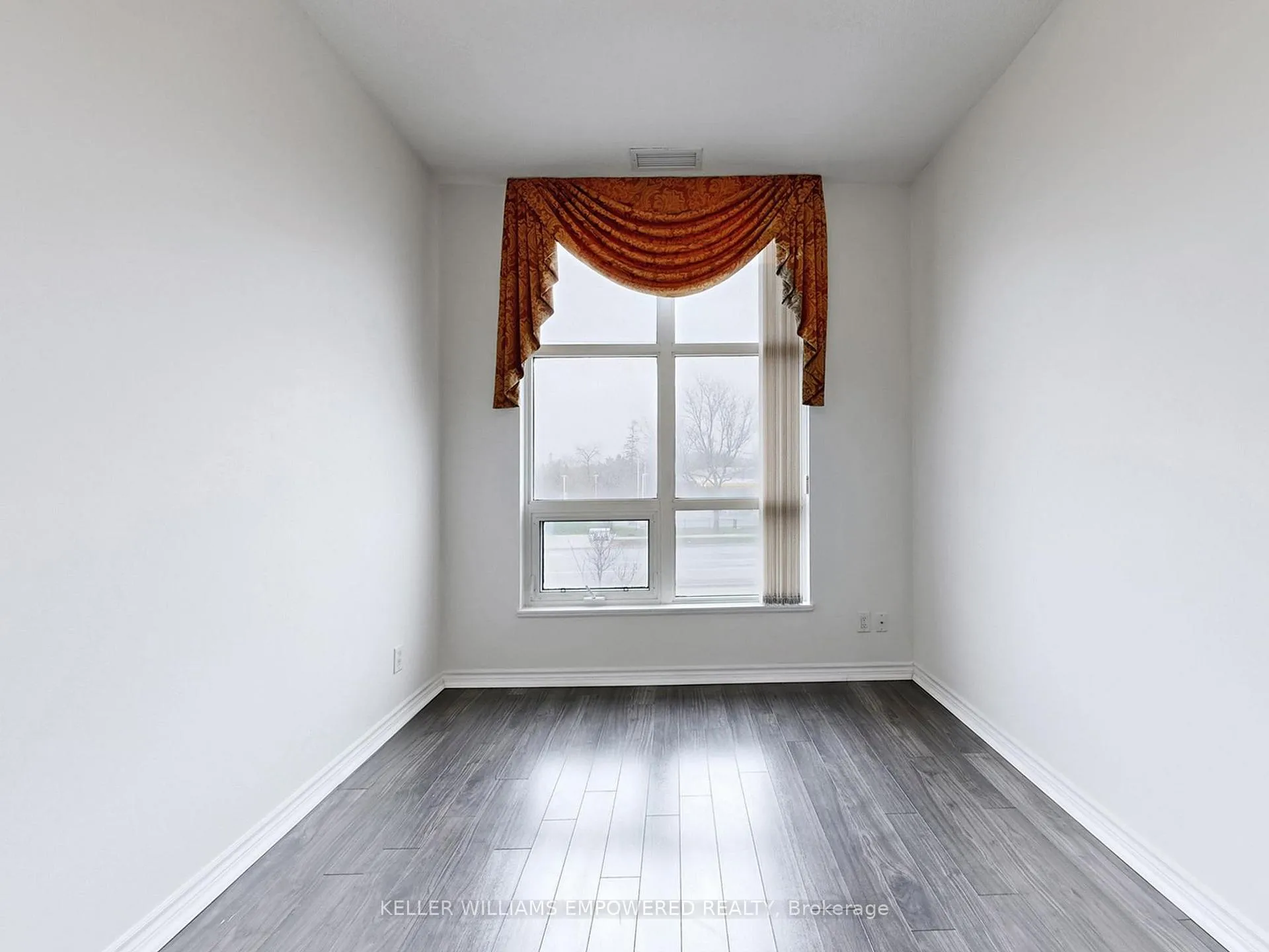 Photo 18 of Unit 120, 8323 Kennedy Road, Markham, Village Green-South Unionville — HOMEH
