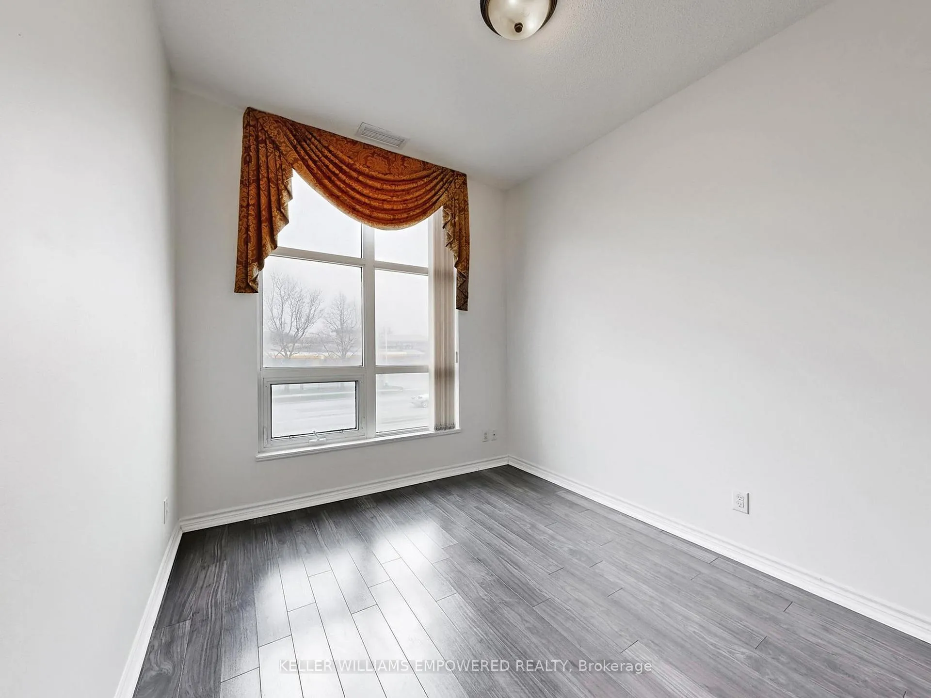 Photo 19 of Unit 120, 8323 Kennedy Road, Markham, Village Green-South Unionville — HOMEH