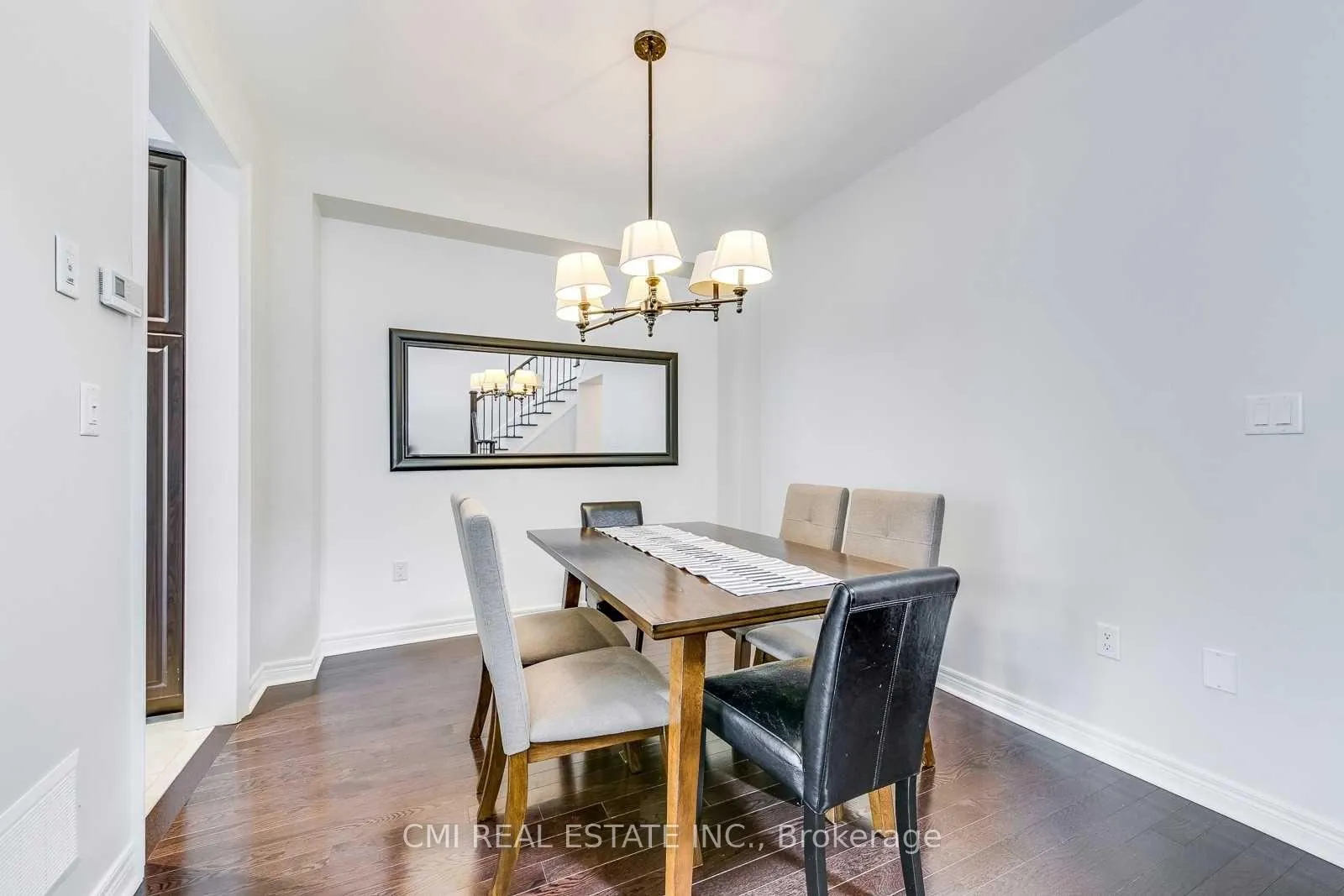 Photo 6 of 46 Losino Street, Caledon, Rural Caledon — HOMEH