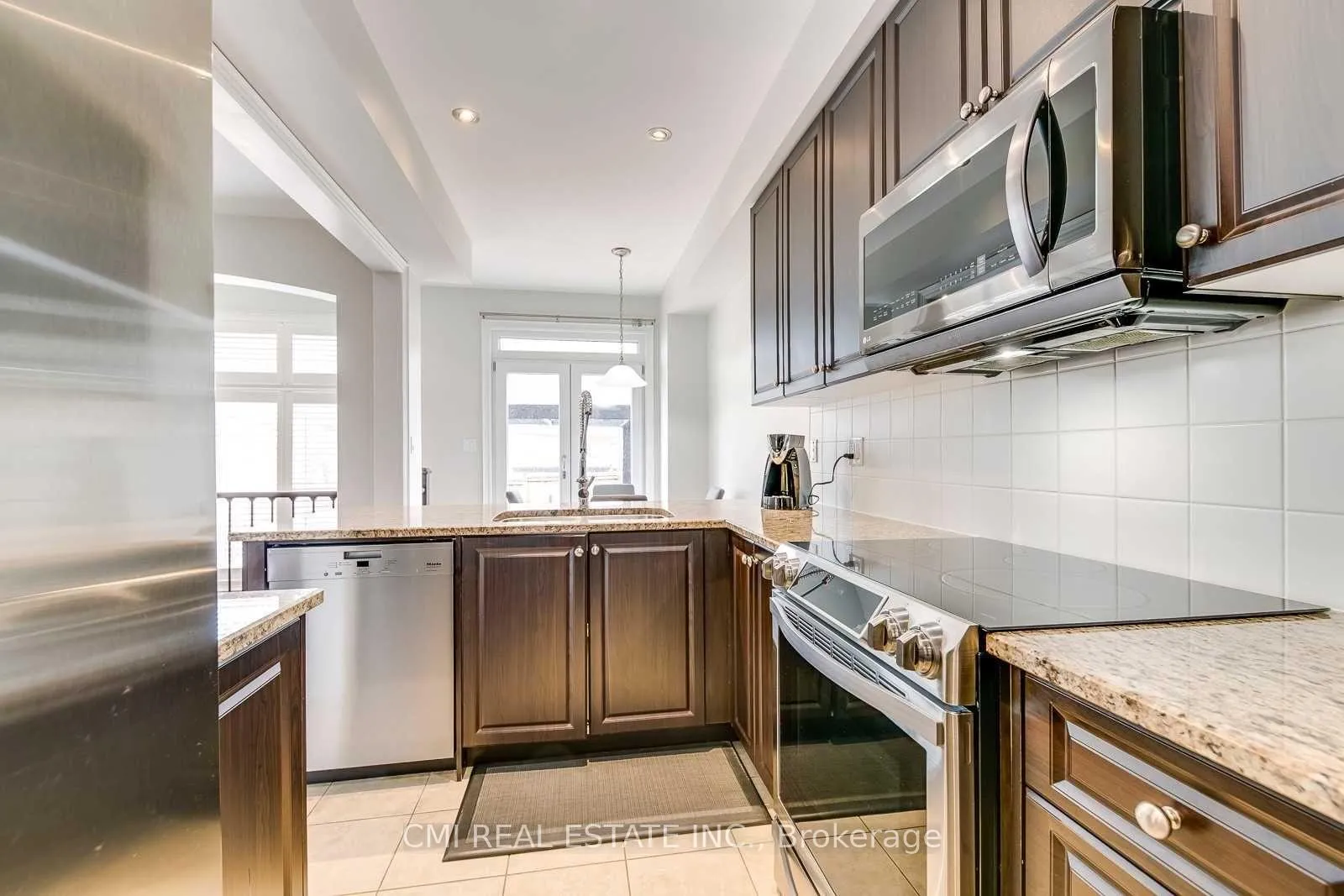 Photo 10 of 46 Losino Street, Caledon, Rural Caledon — HOMEH