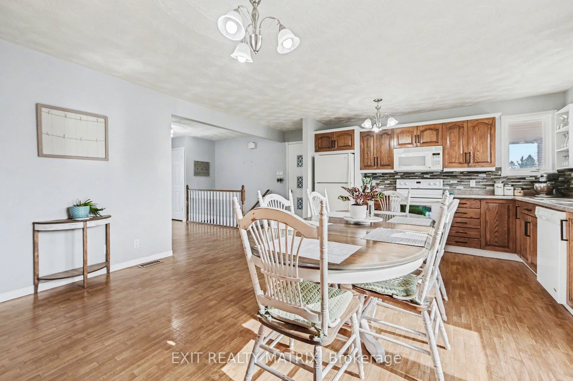 Photo 10 of 60 Charles Street, North Stormont, North Stormont (Finch) Twp — HOMEH