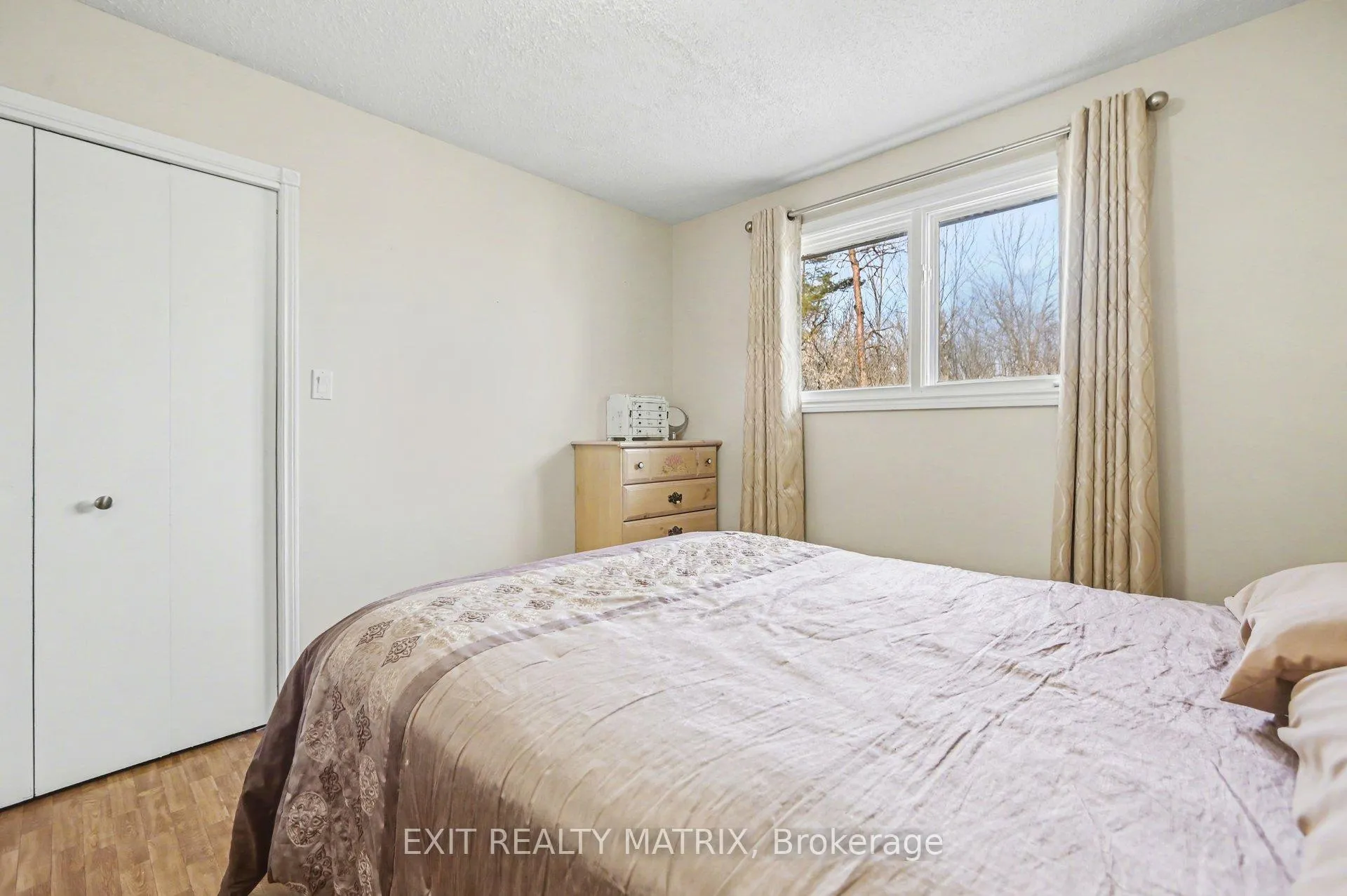 Photo 18 of 60 Charles Street, North Stormont, North Stormont (Finch) Twp — HOMEH