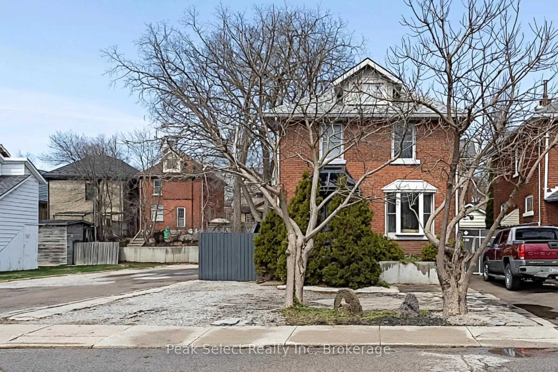 Front of 14 Rebecca Street
