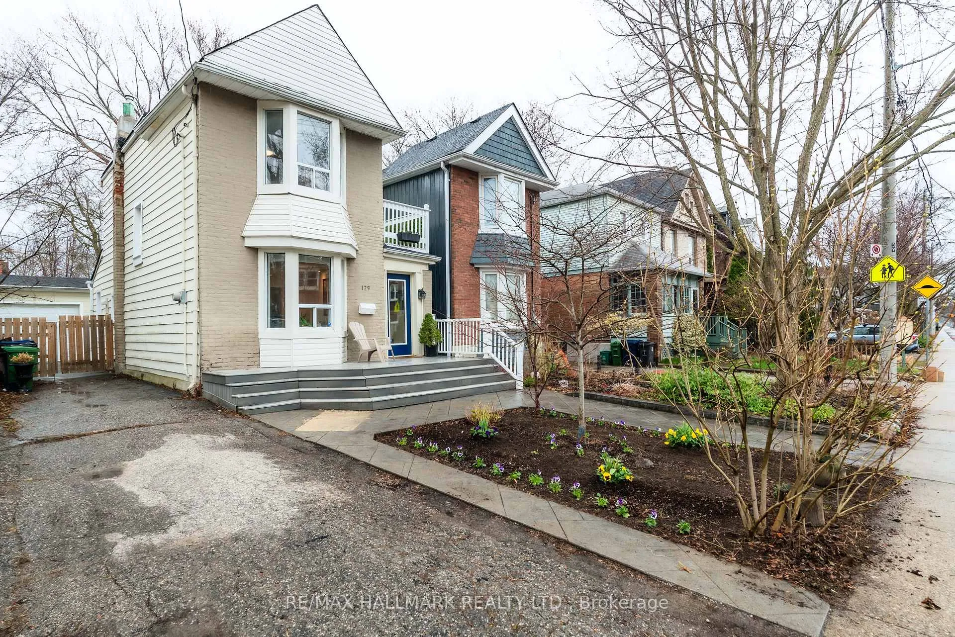 Front of 129 Woodfield Road