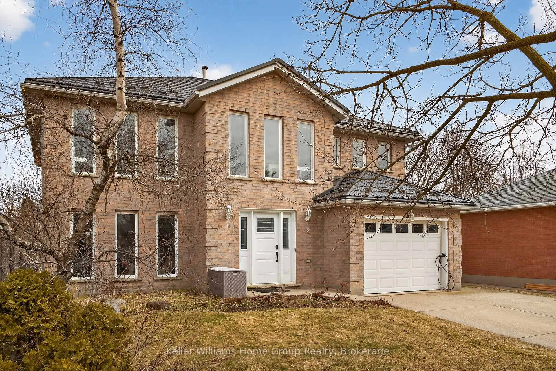 Front of 42 Freshmeadow Way